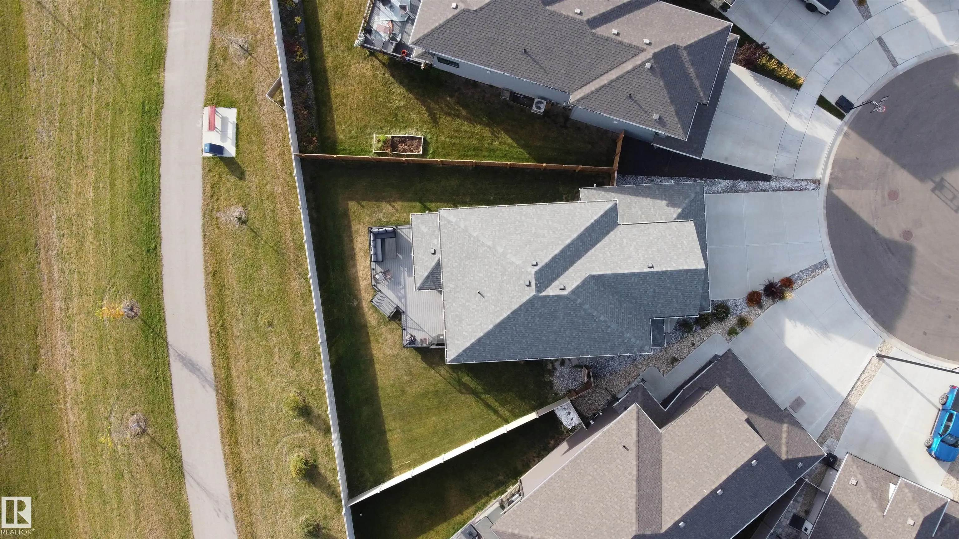 37 WILDROSE Court
