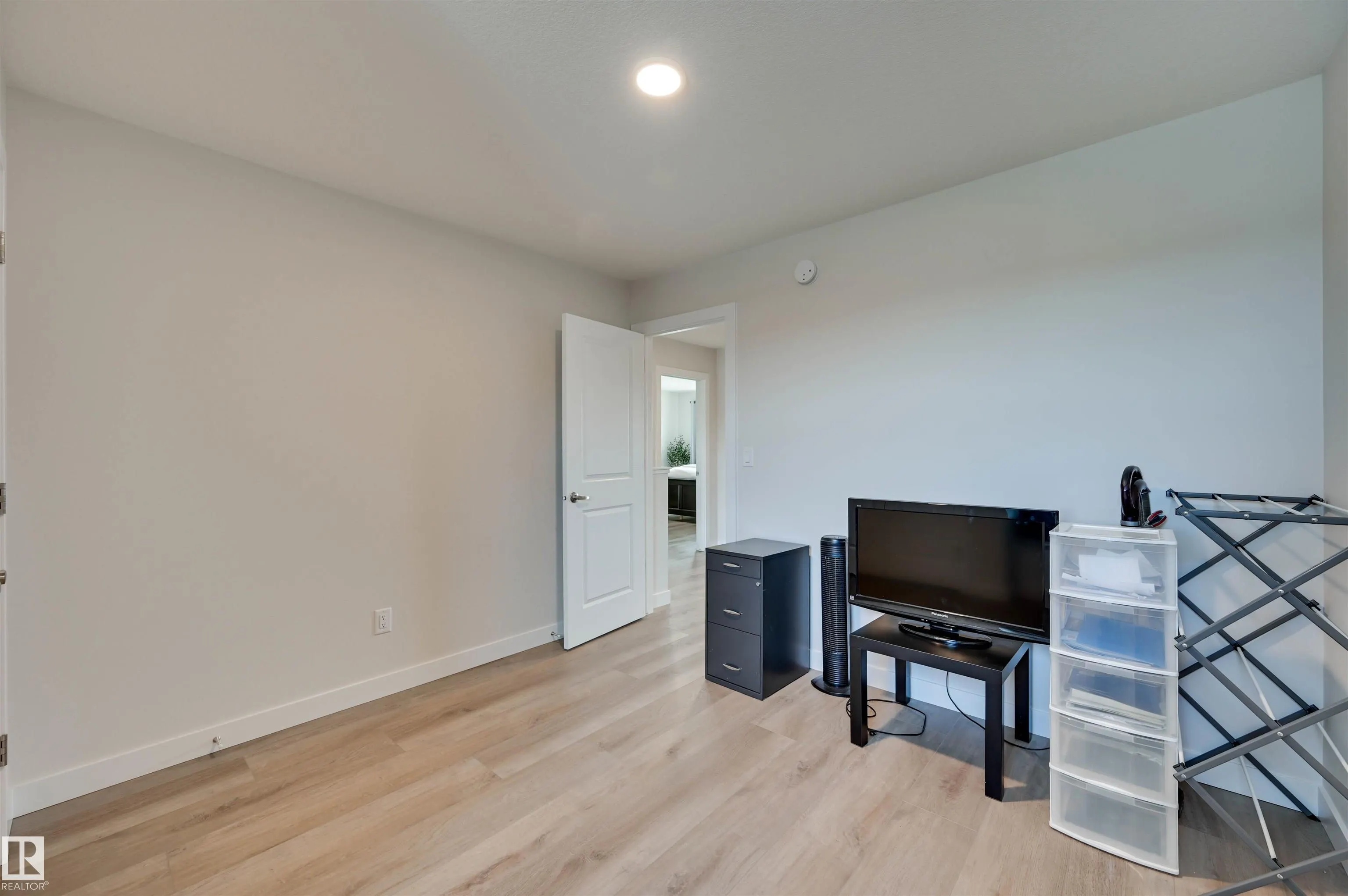 37 WILDROSE Court