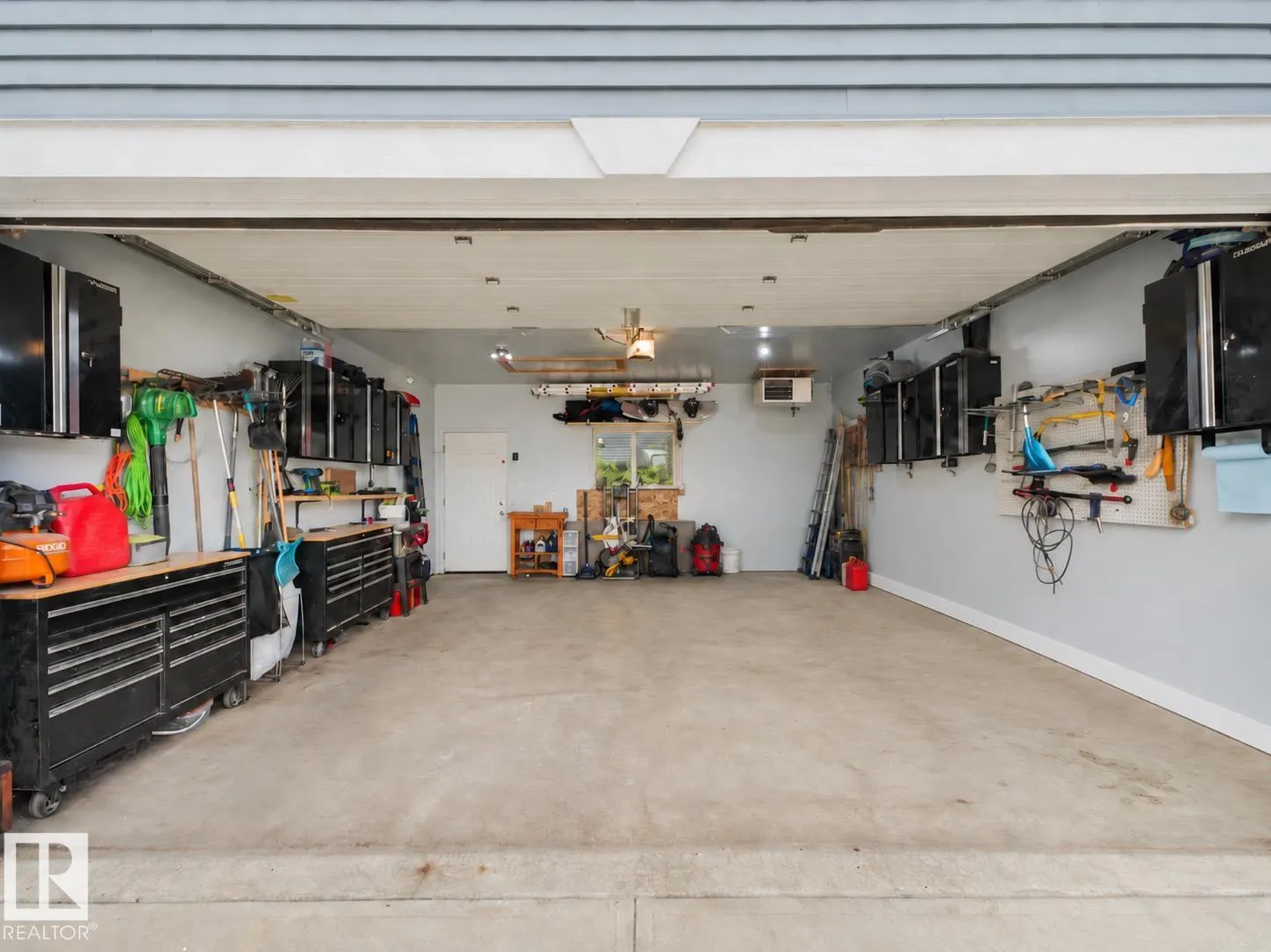2027 CAVANAGH Drive