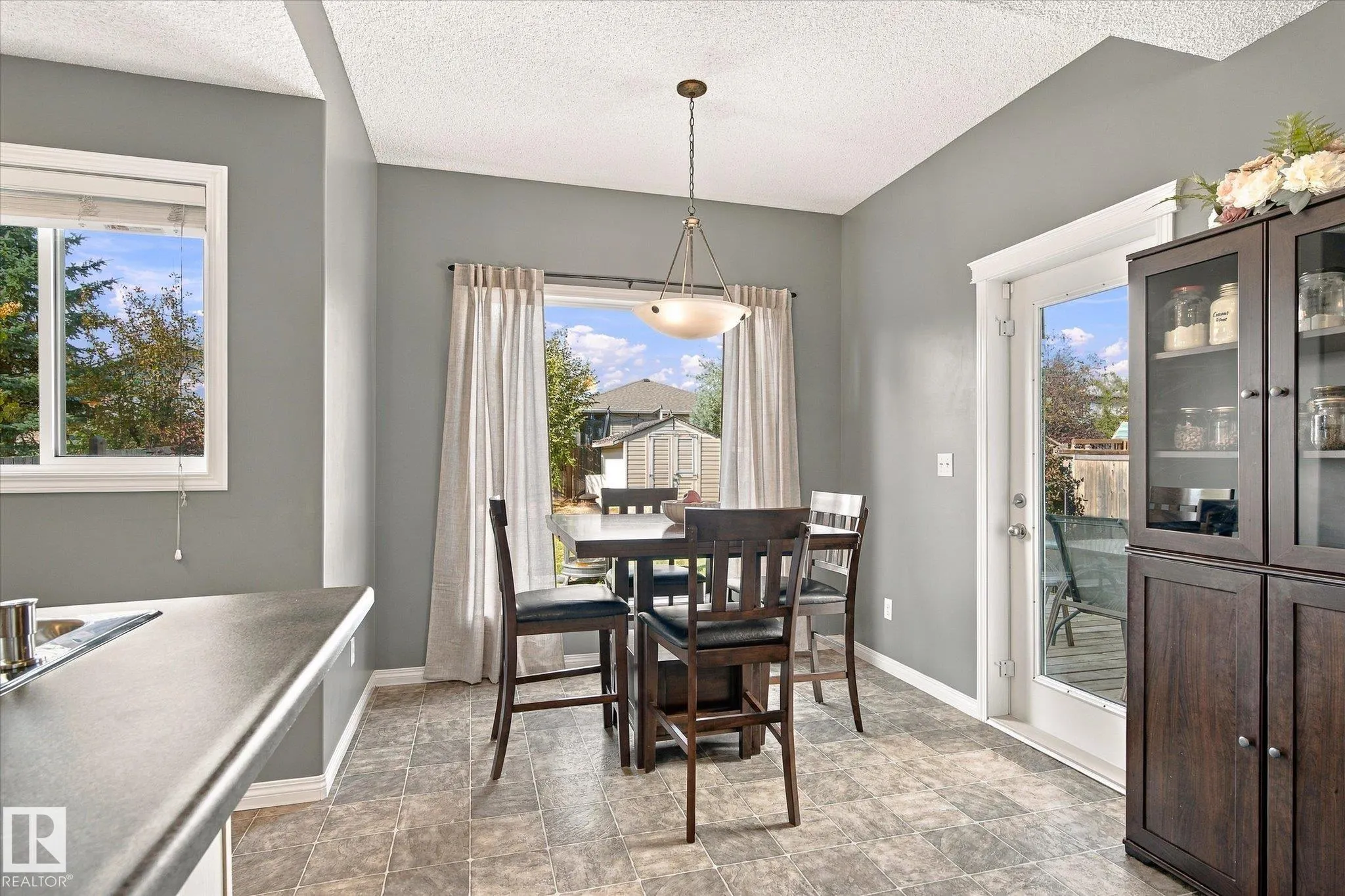 287 Westwood Pointe