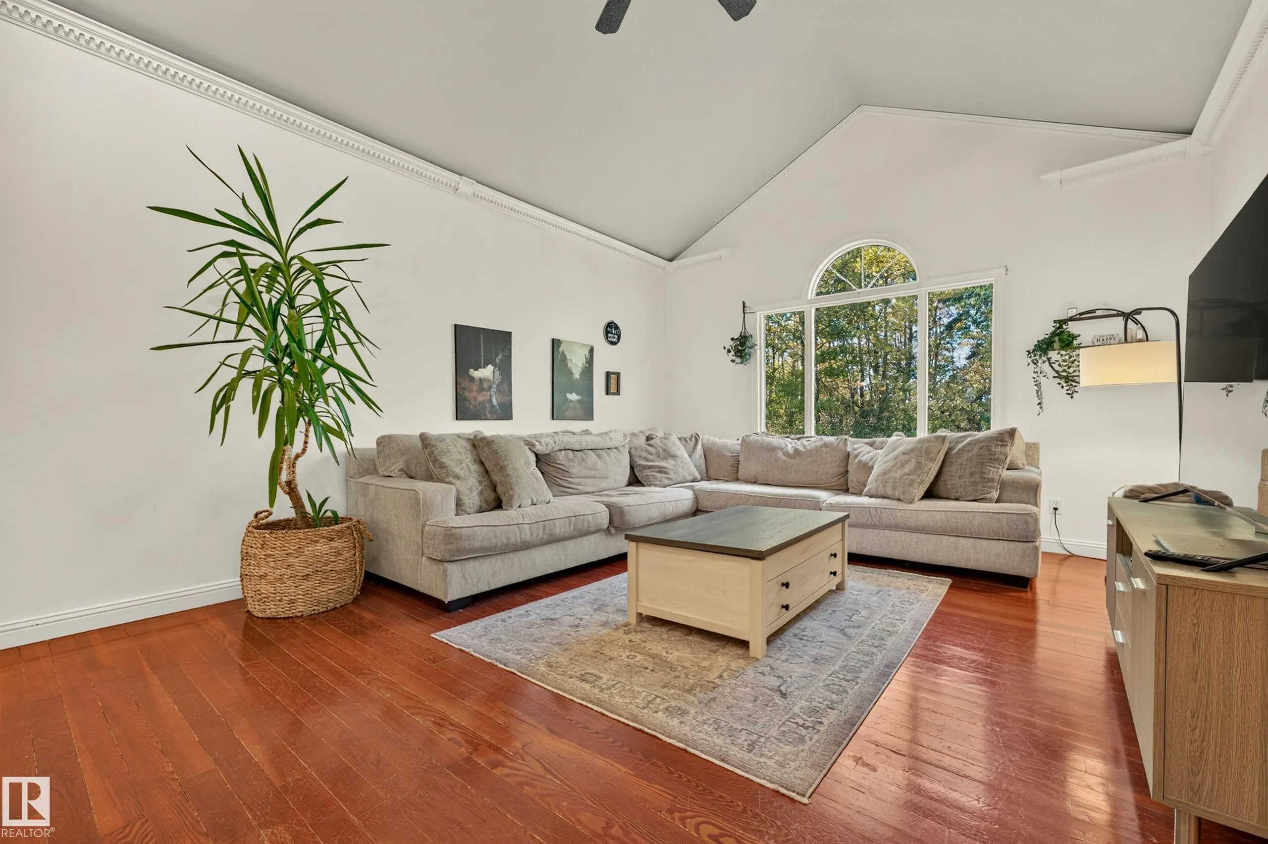 51022 RGE ROAD 221