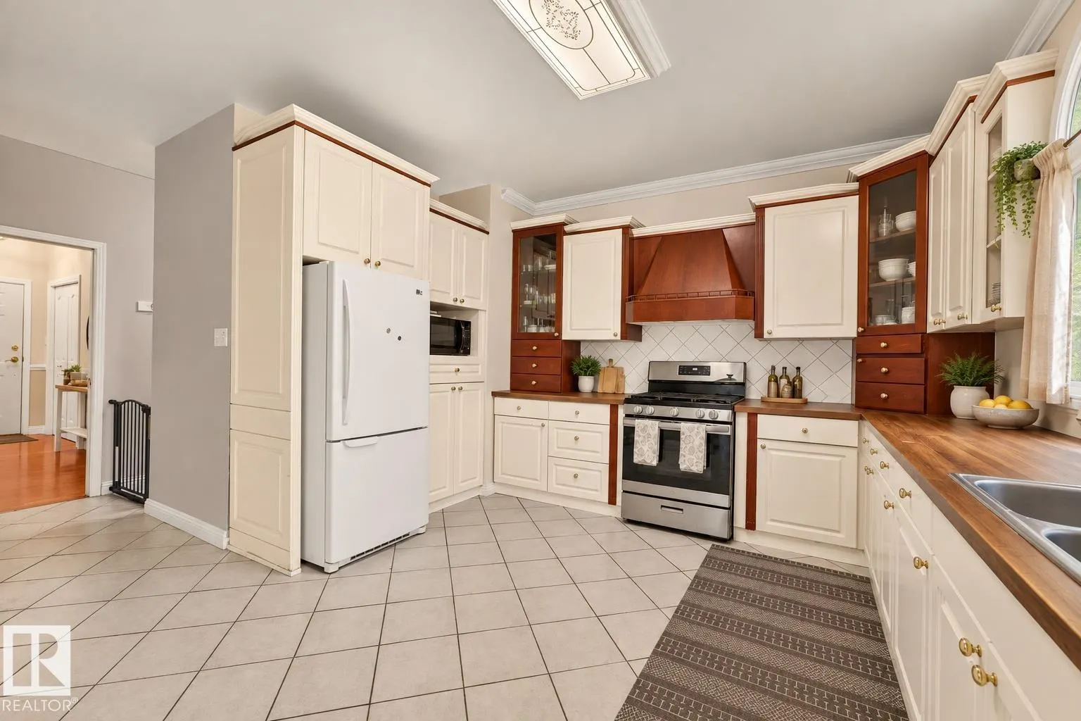 51022 RGE ROAD 221