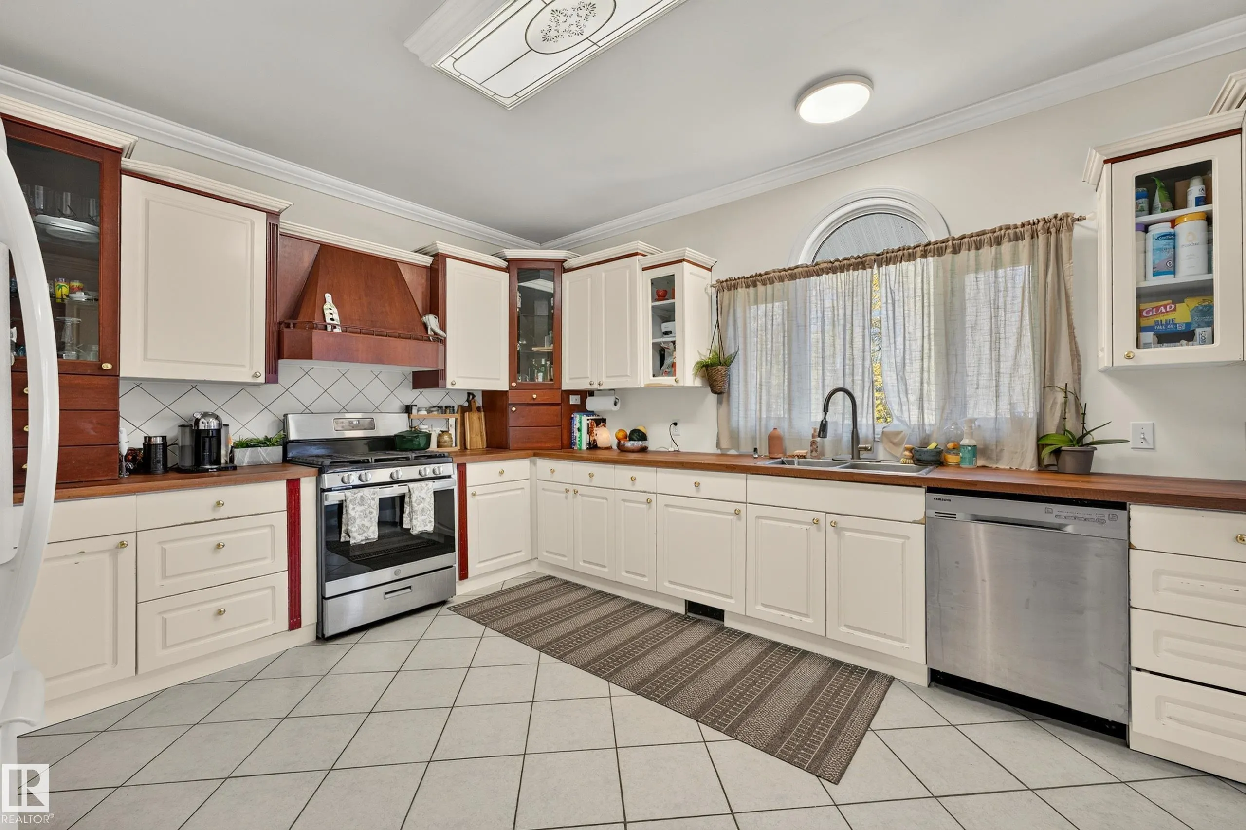 51022 RGE ROAD 221