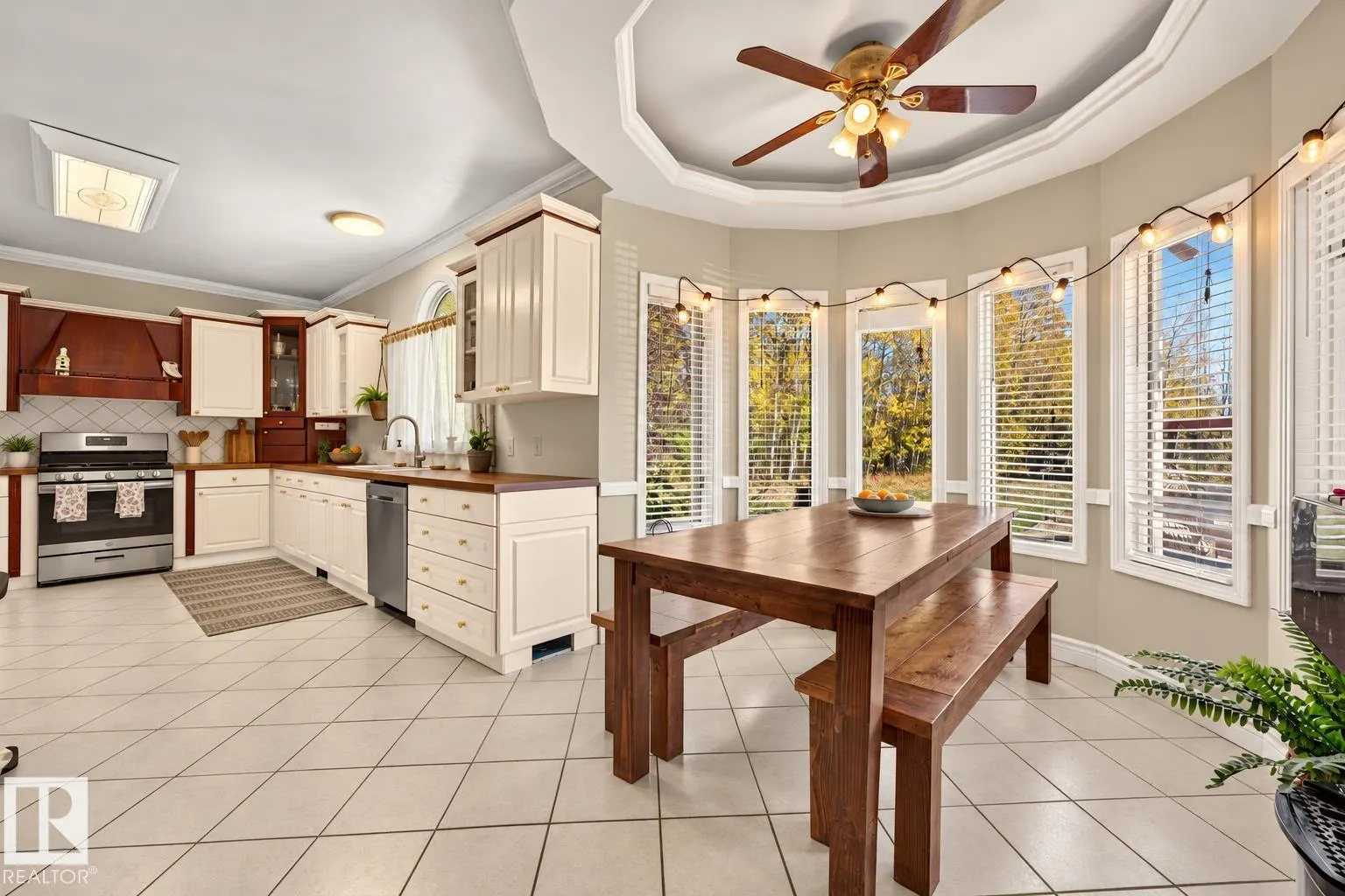 51022 RGE ROAD 221