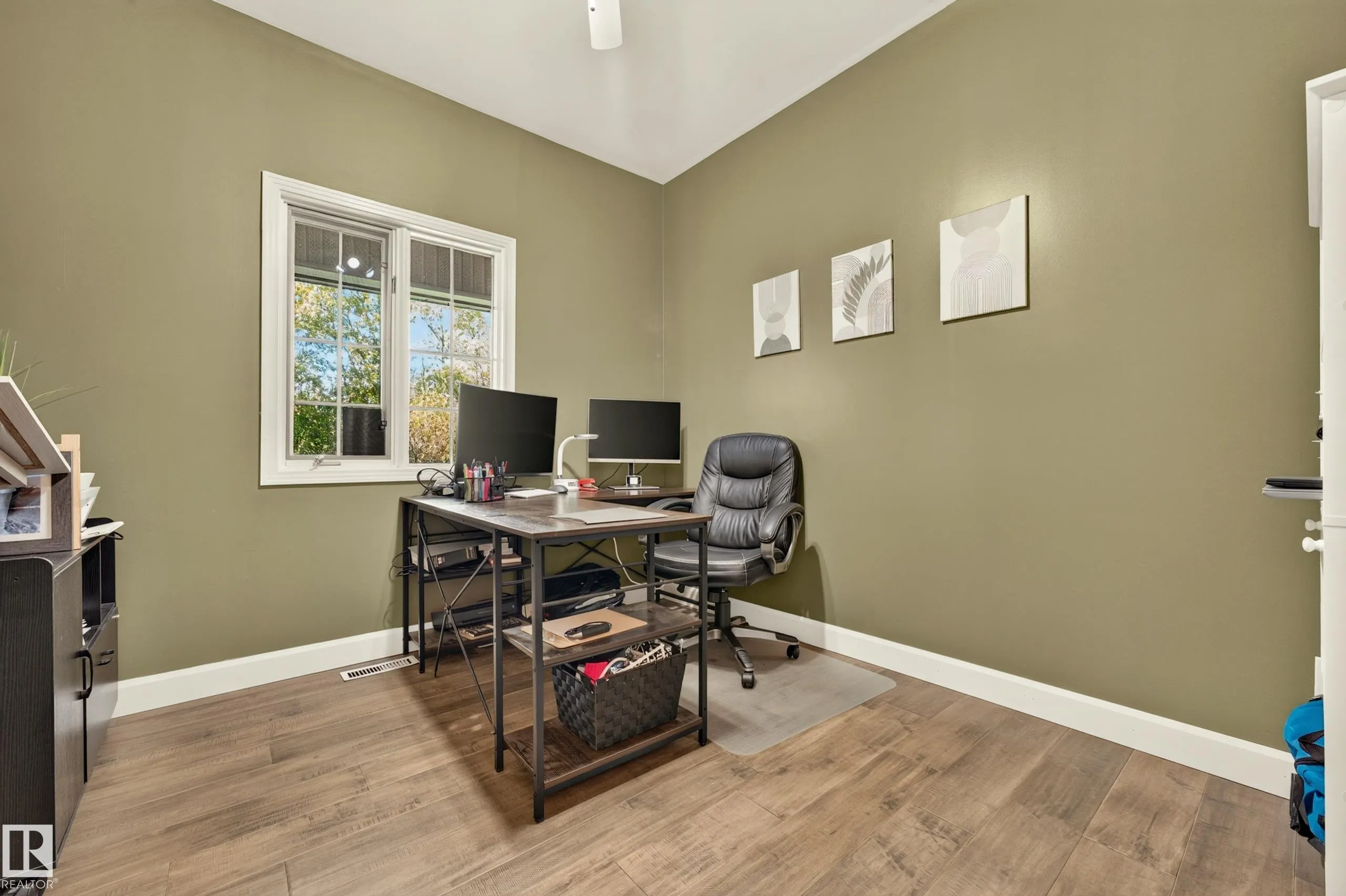 51022 RGE ROAD 221