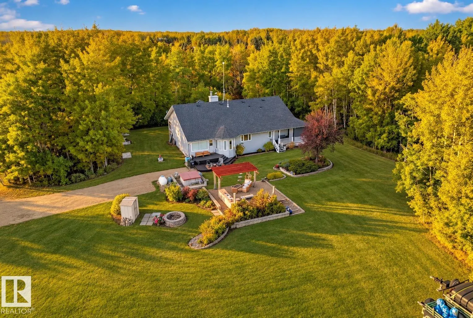 51022 RGE ROAD 221