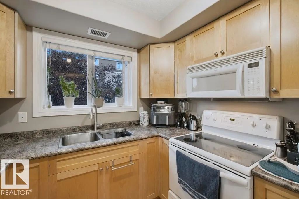 13005 140 Avenue
