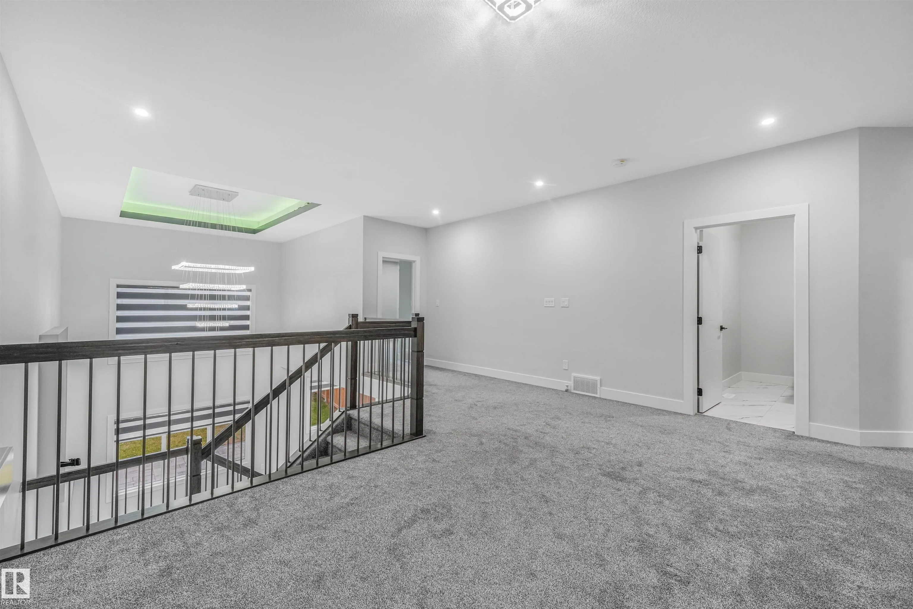 3207 160 Street