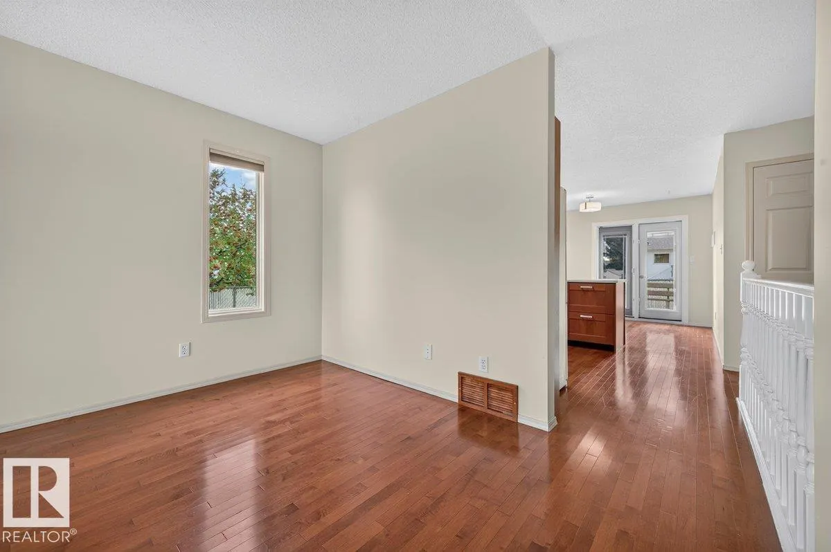 825 Grandin Drive