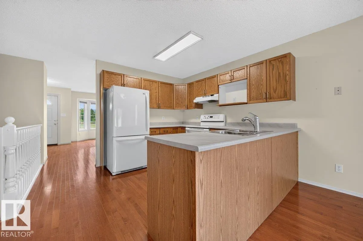 825 Grandin Drive