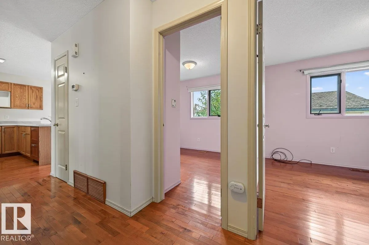 825 Grandin Drive