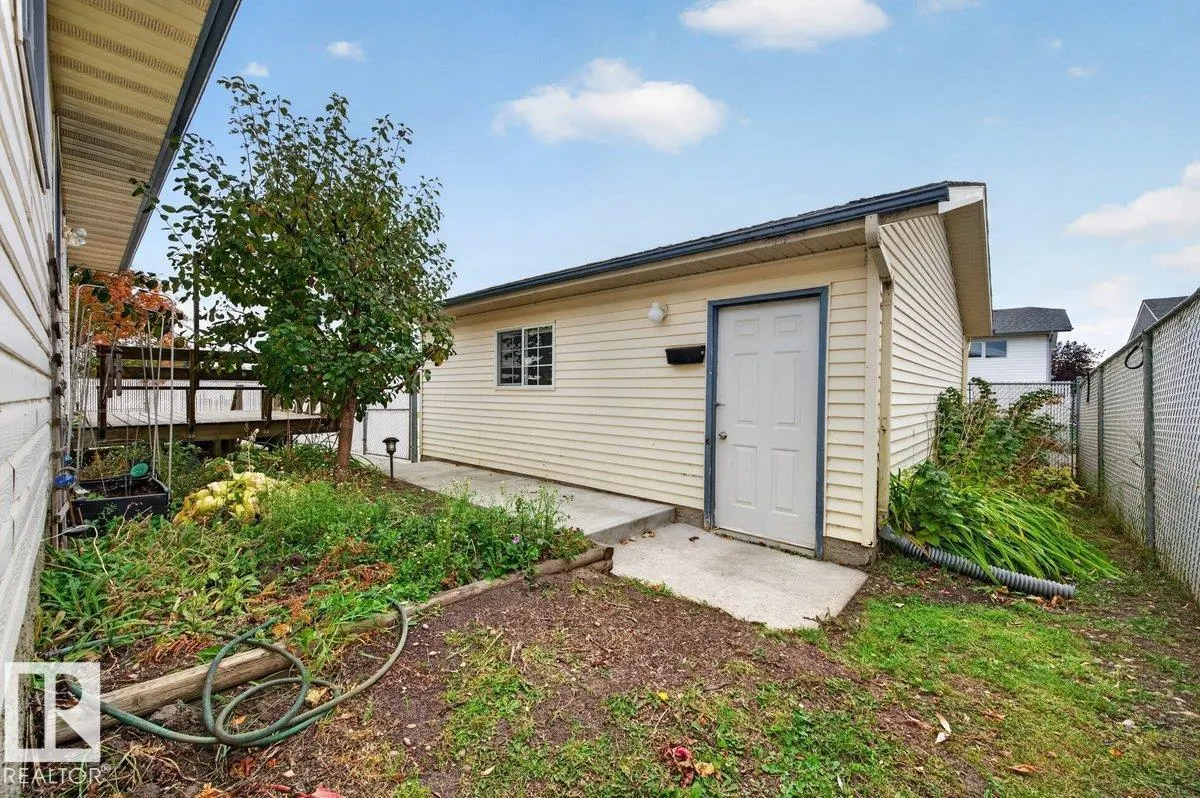 825 Grandin Drive