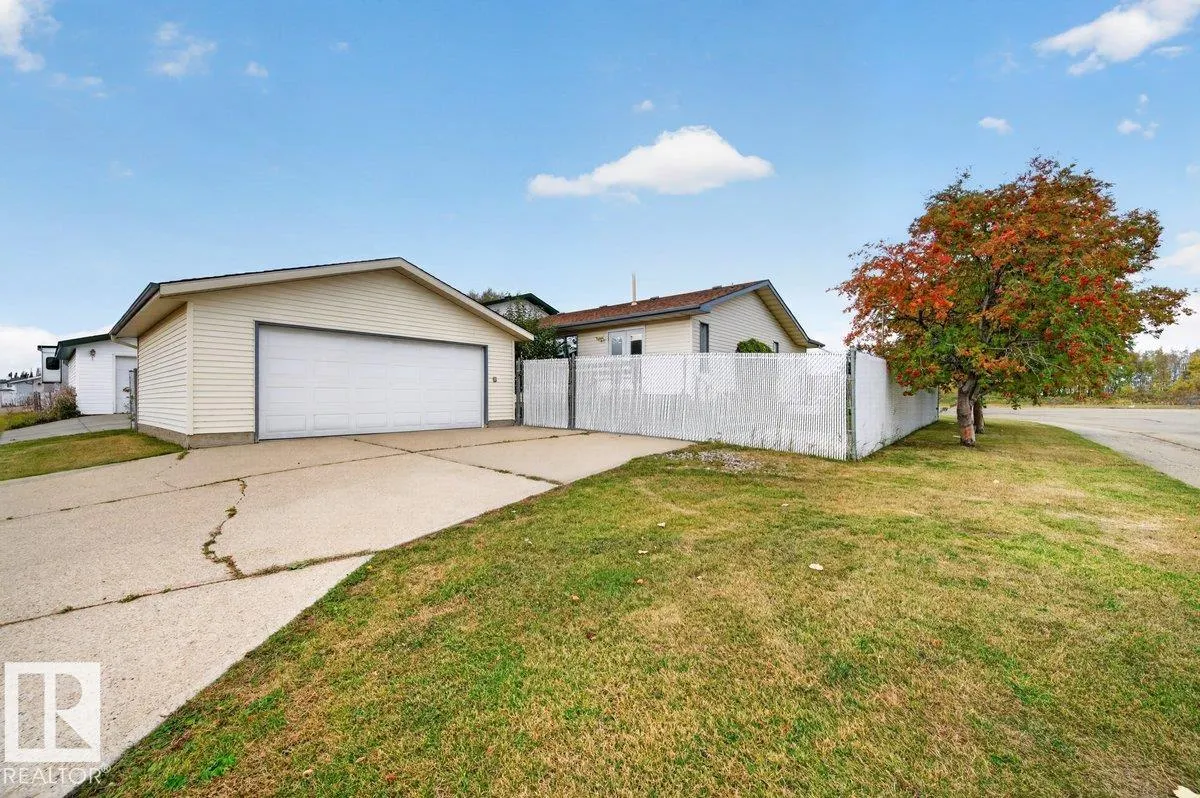 825 Grandin Drive