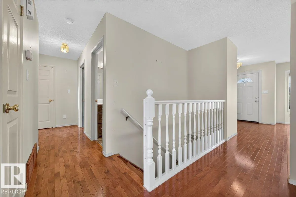 825 Grandin Drive