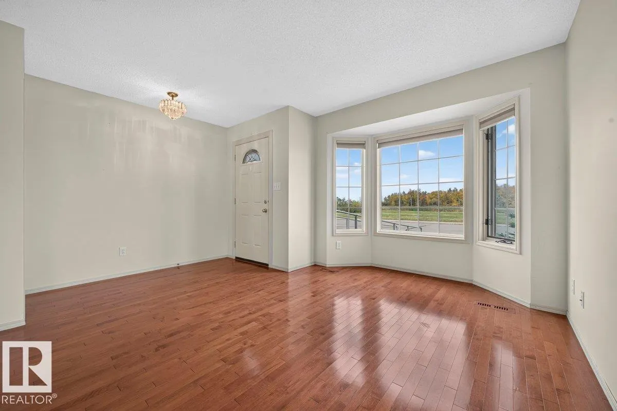 825 Grandin Drive
