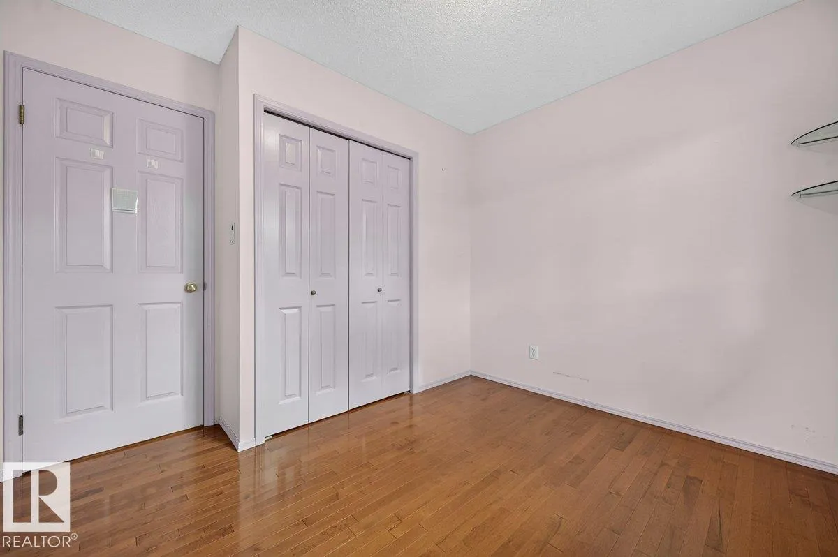 825 Grandin Drive