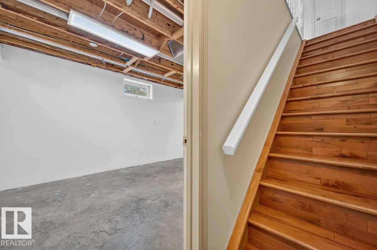 825 Grandin Drive
