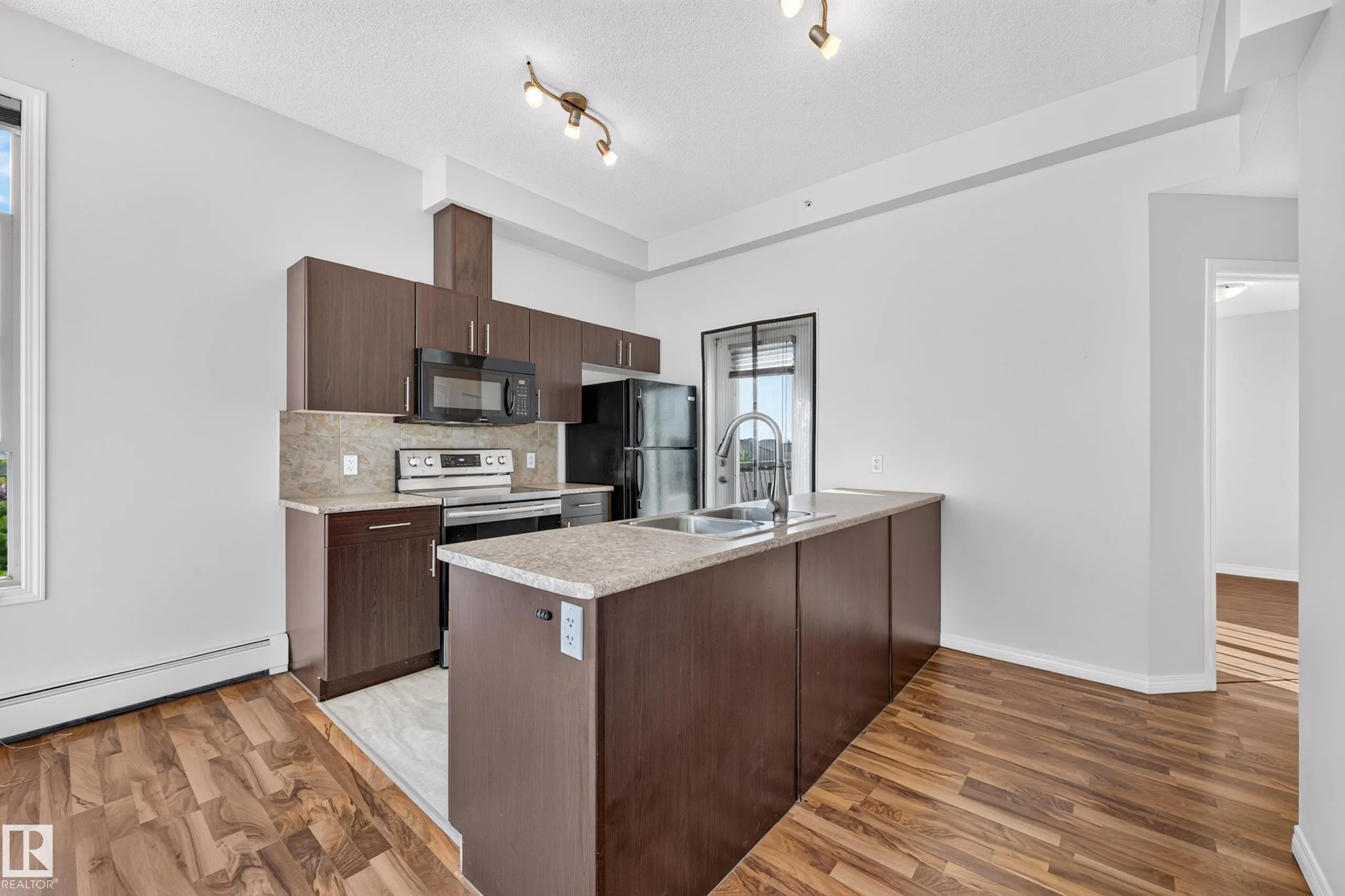 105 AMBLESIDE Drive