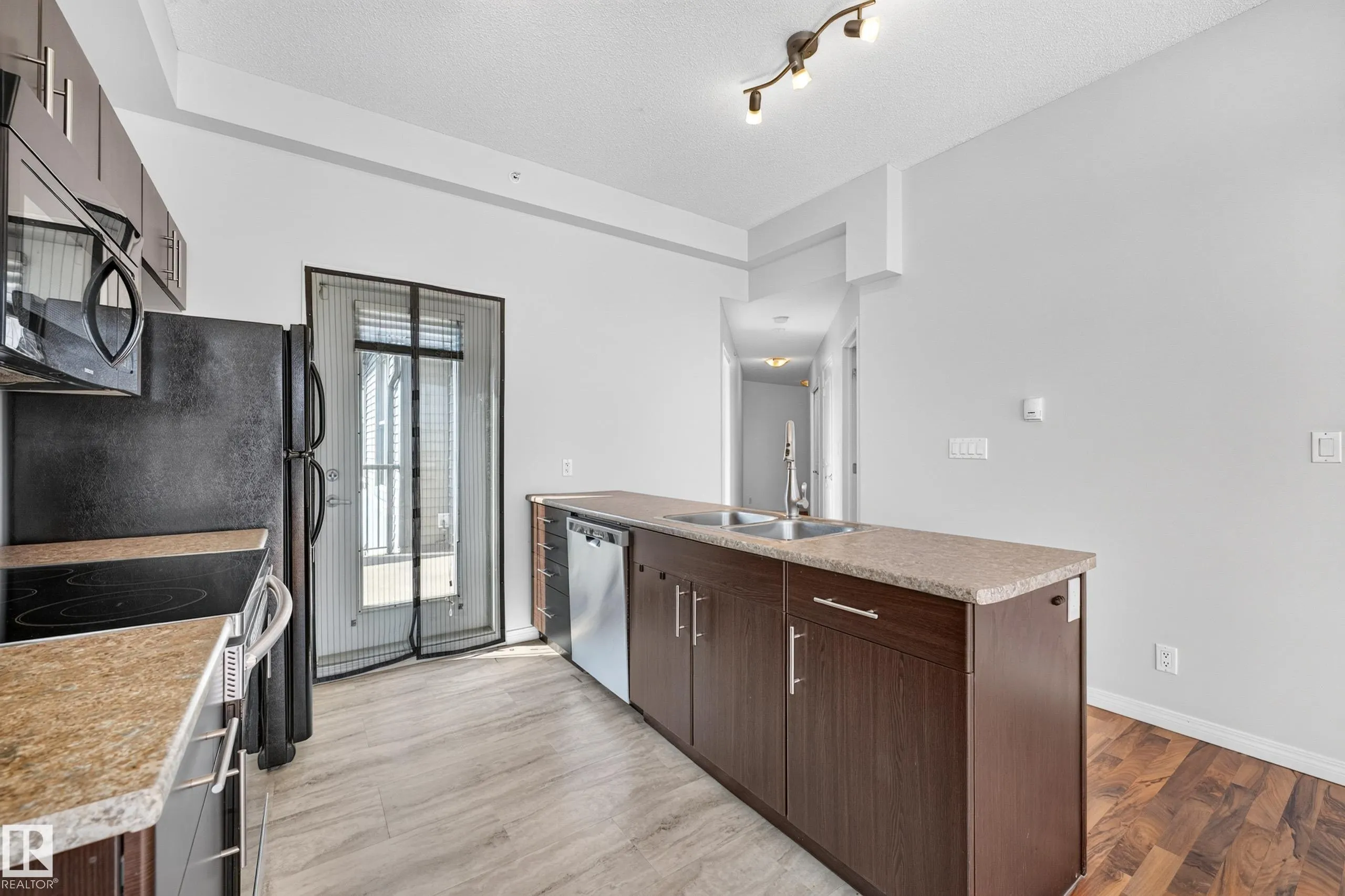 105 AMBLESIDE Drive