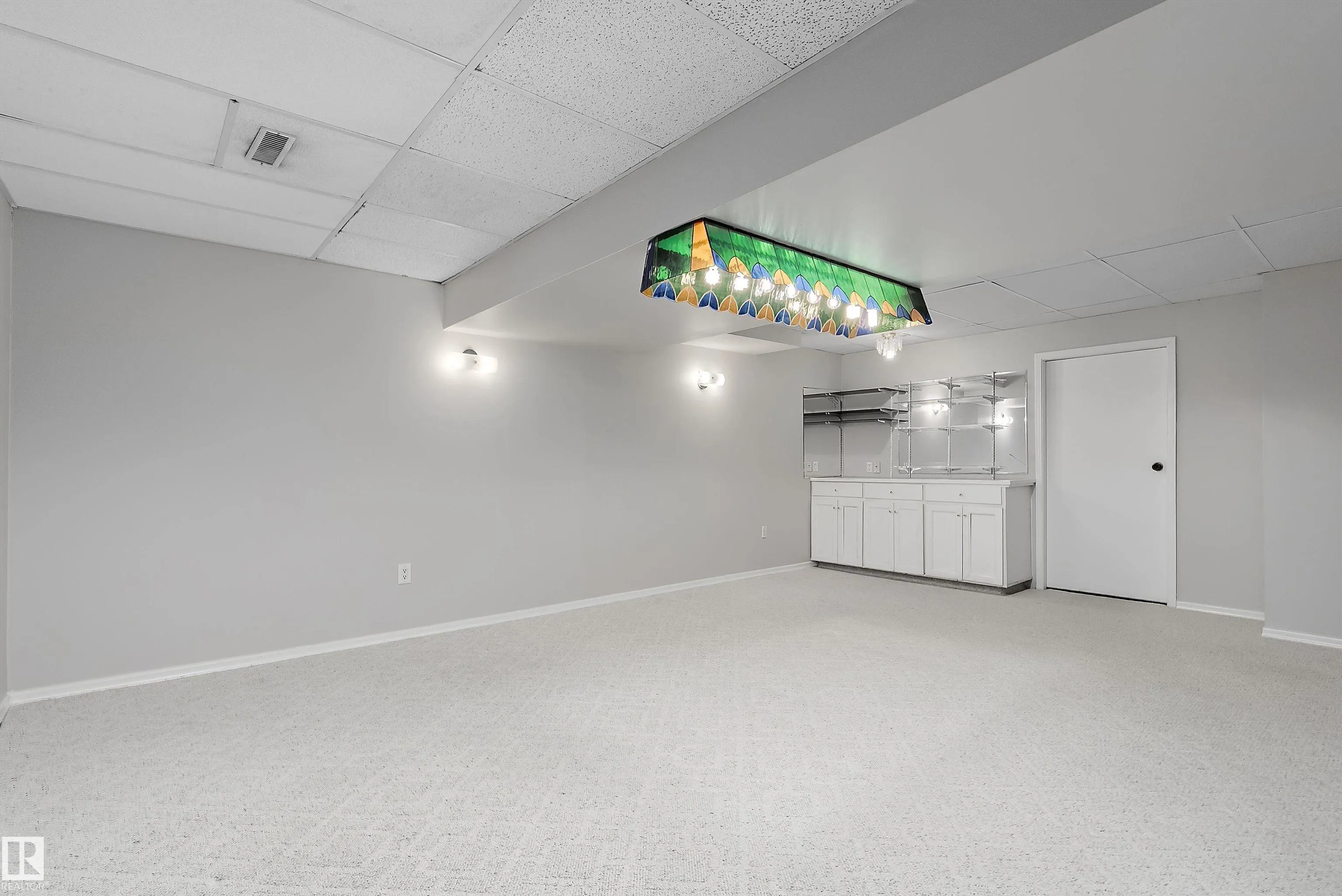 933 YOUVILLE Drive