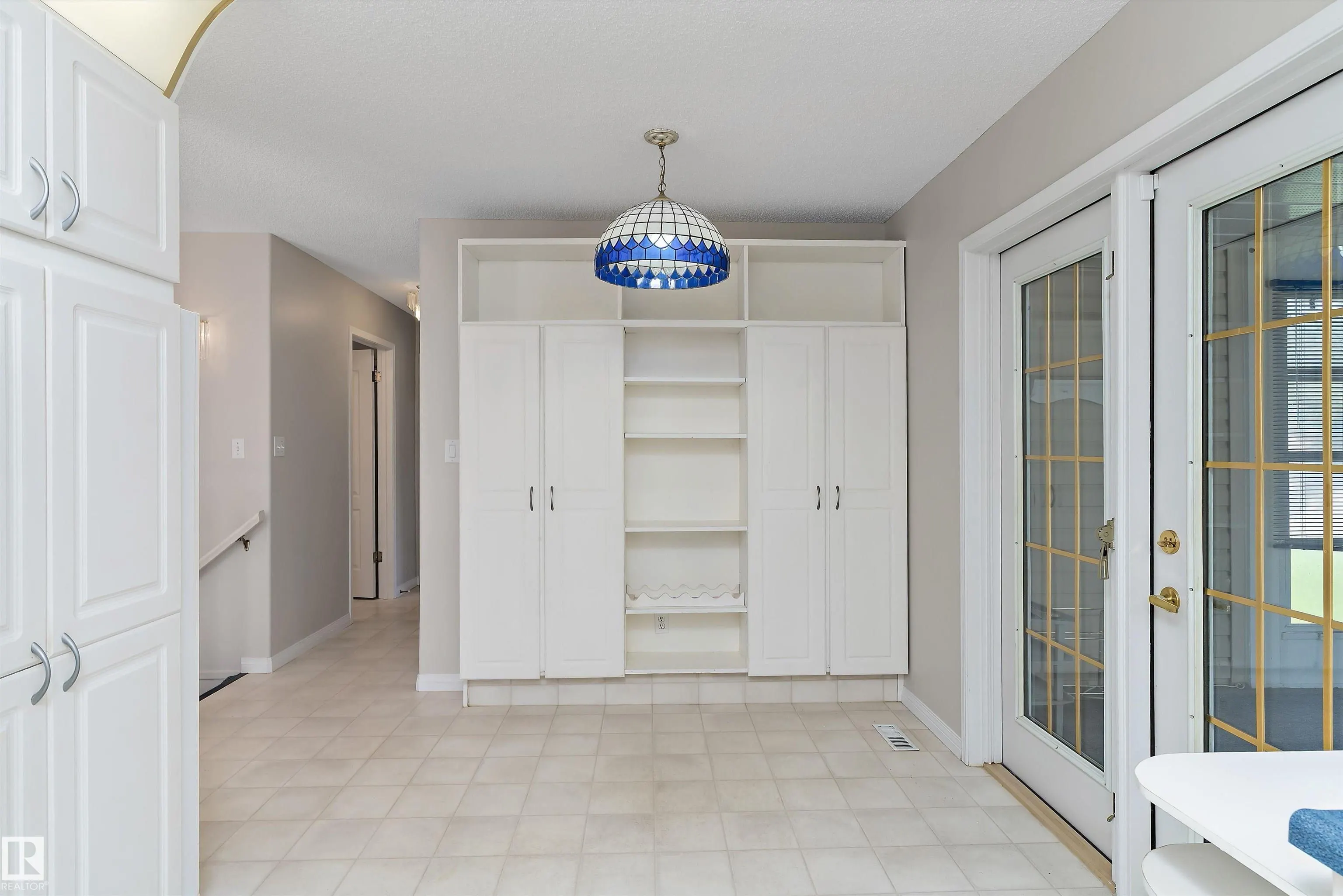 933 YOUVILLE Drive