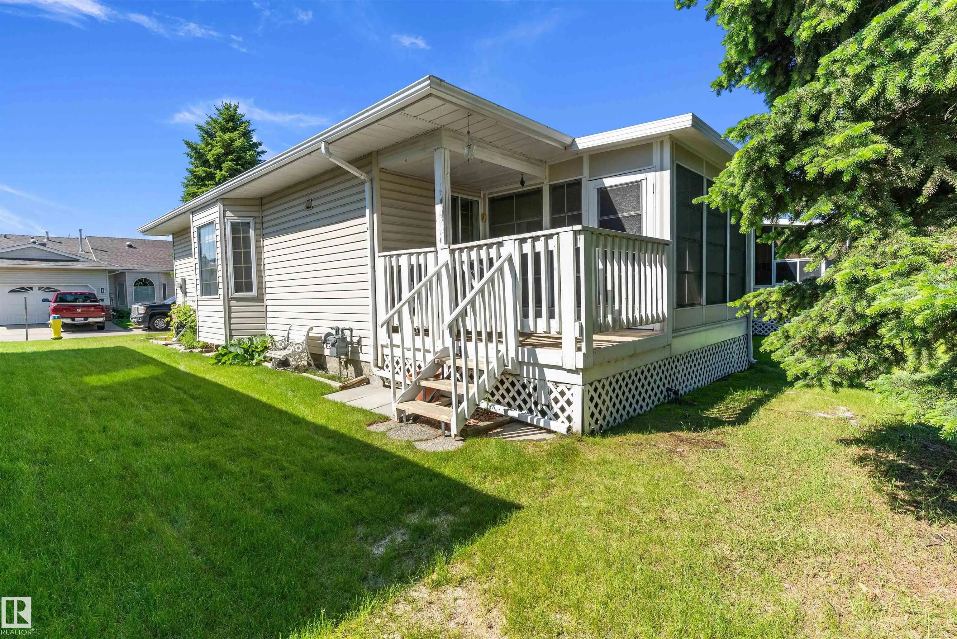 933 YOUVILLE Drive