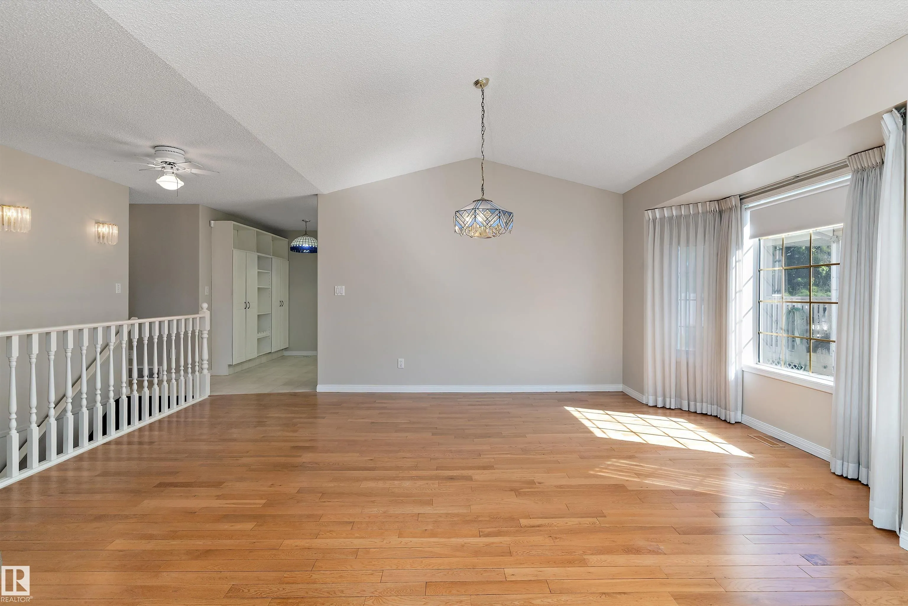 933 YOUVILLE Drive