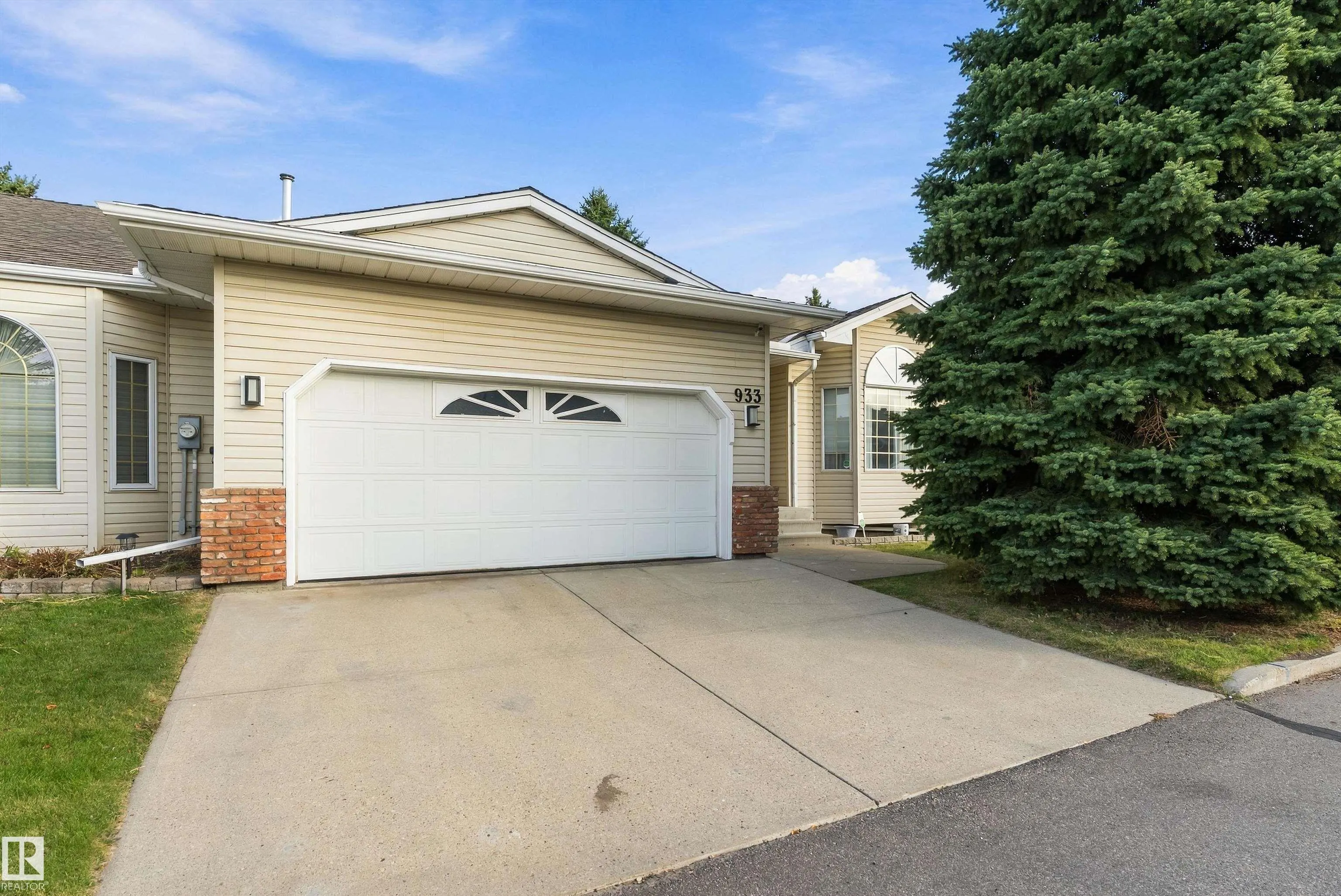 933 YOUVILLE Drive