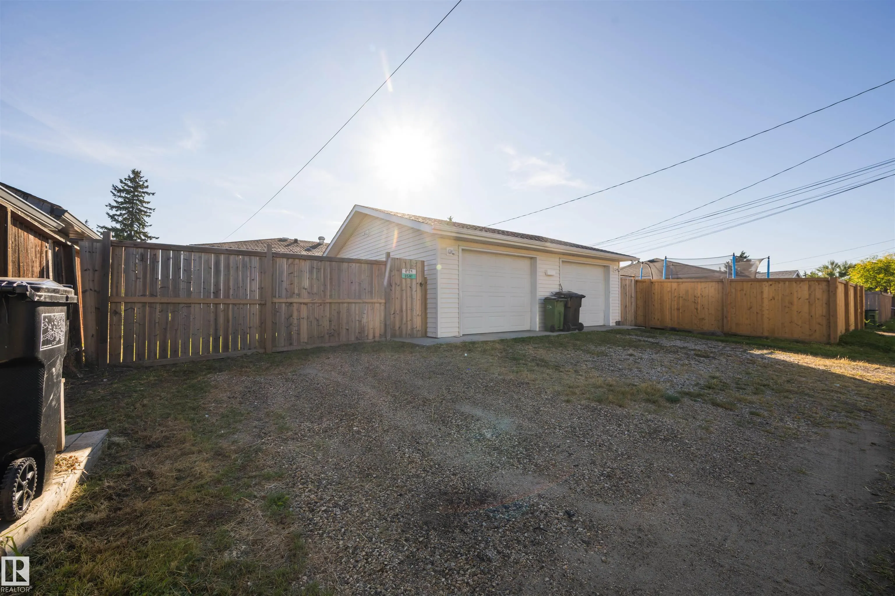 8914 162 Street