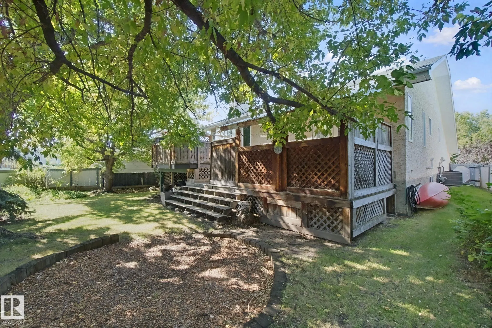 41 ASPENGLEN Place