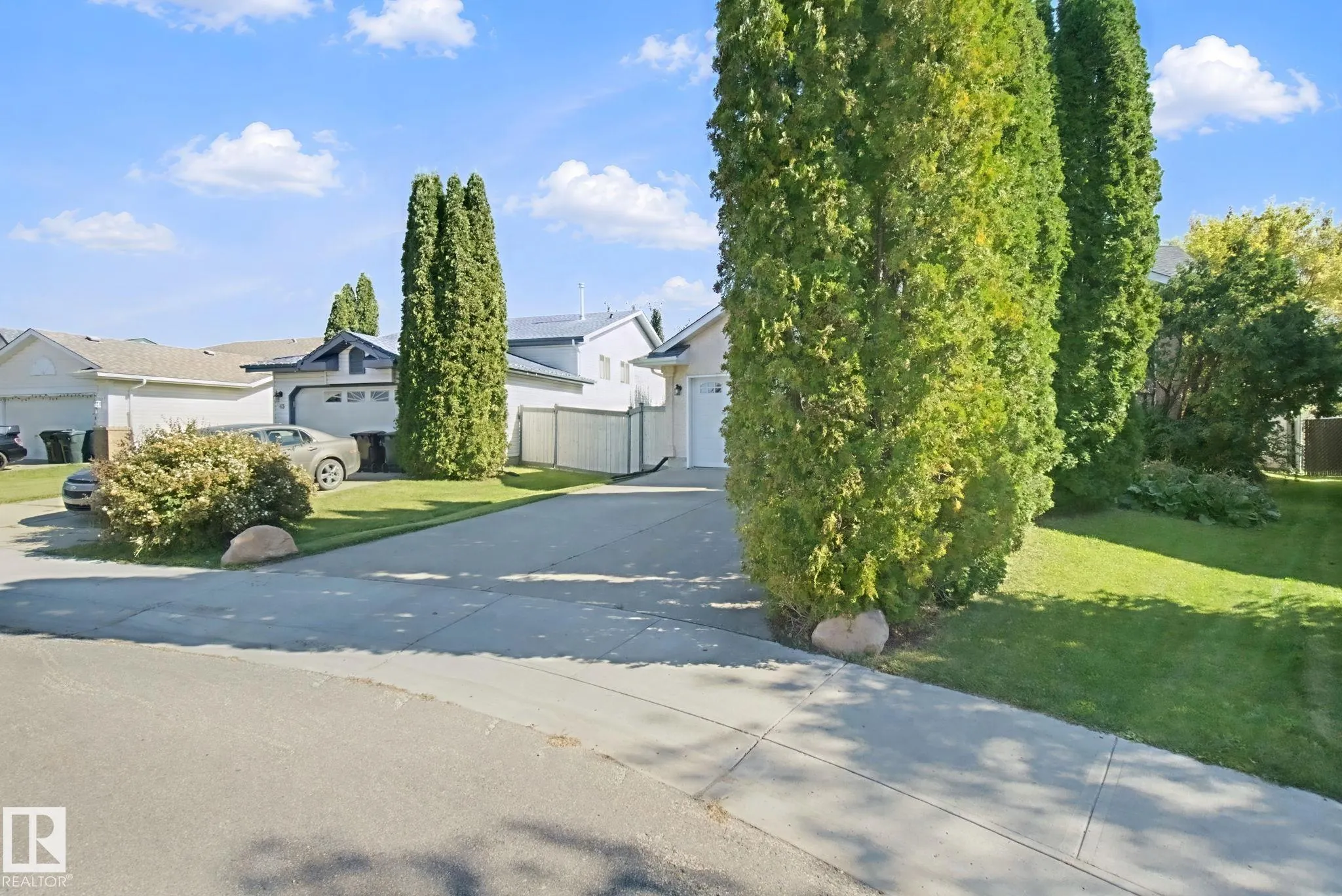 41 ASPENGLEN Place