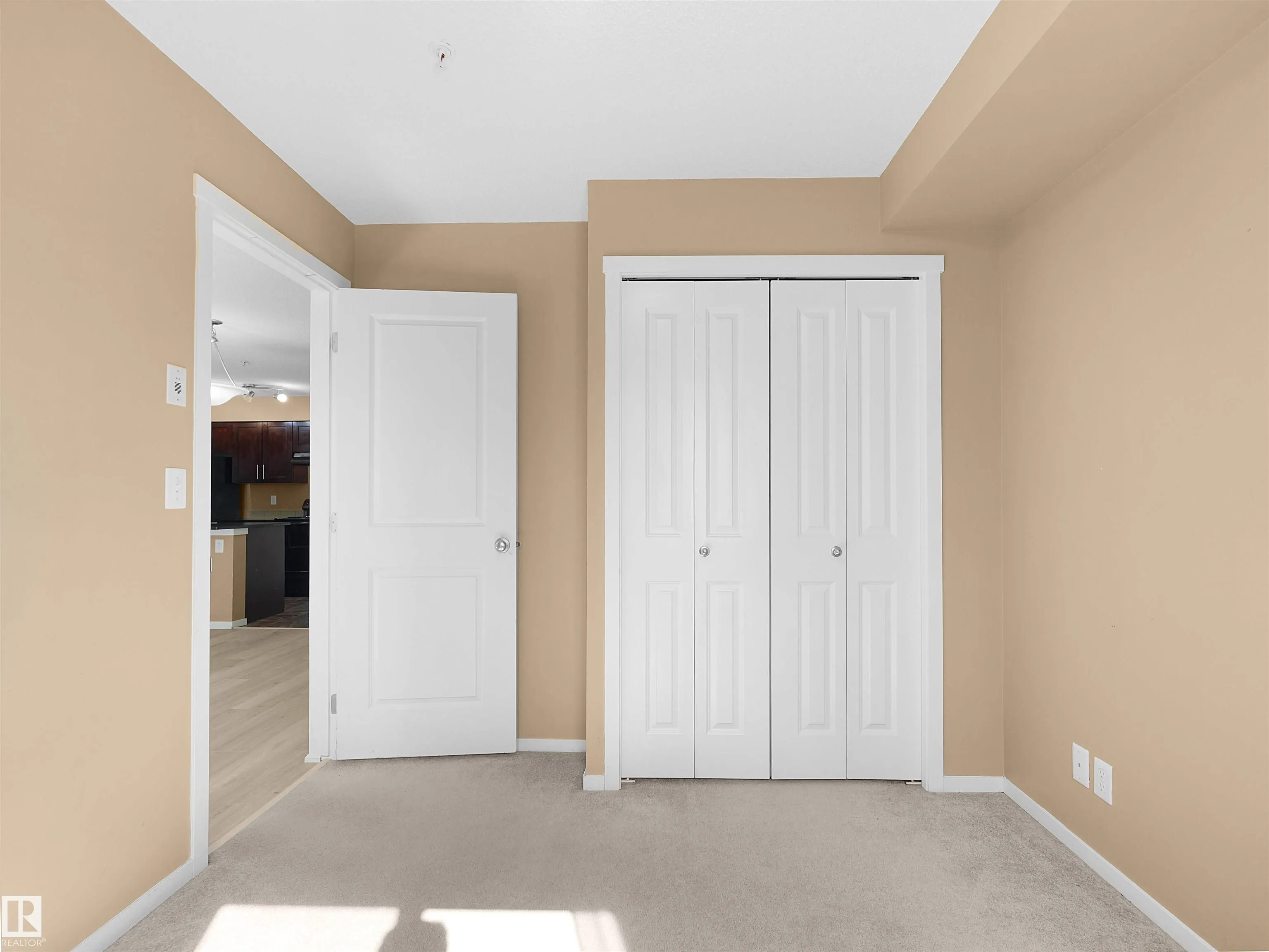 3207 JAMES MOWATT Trail