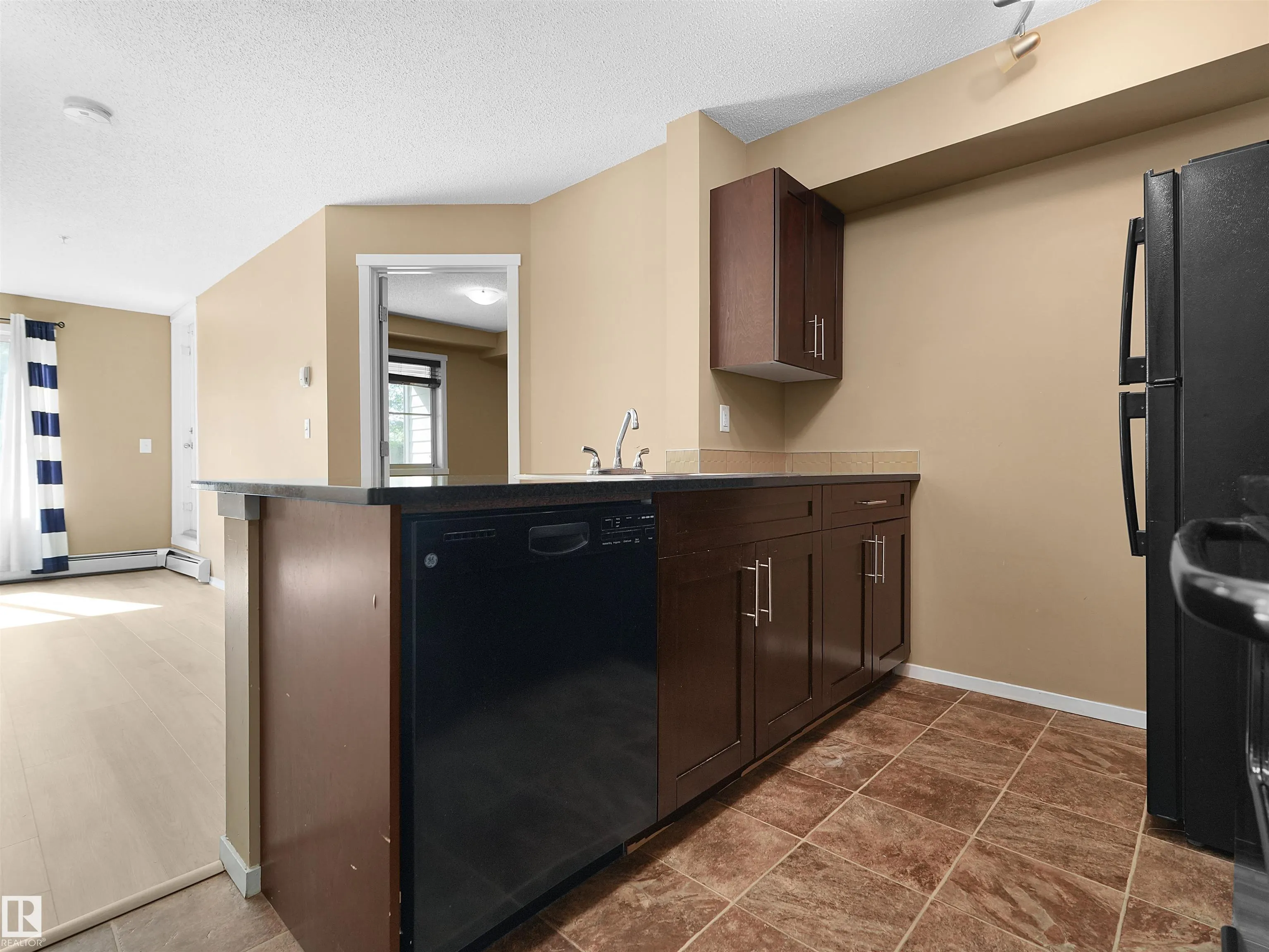 3207 JAMES MOWATT Trail