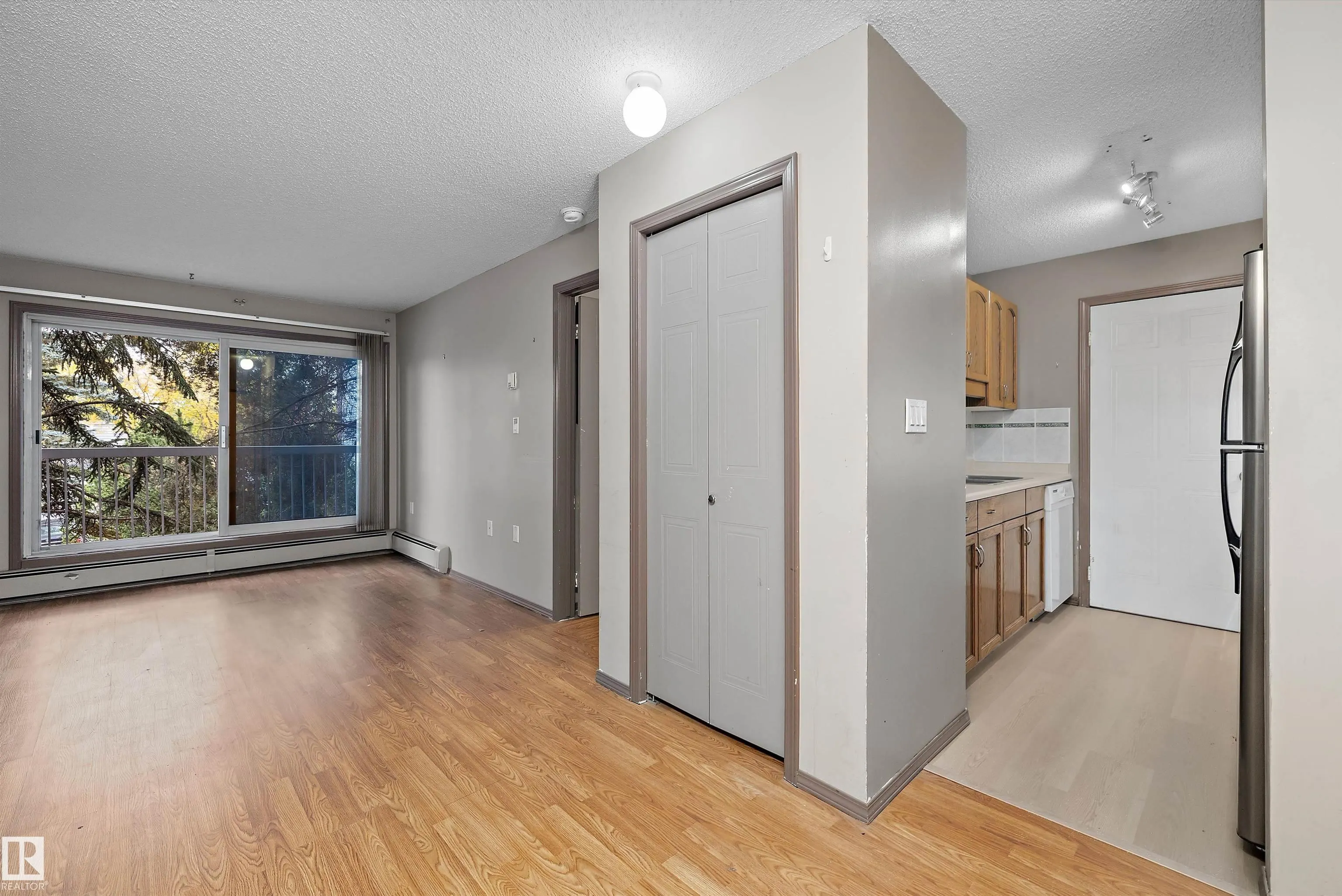 15503 106 Street