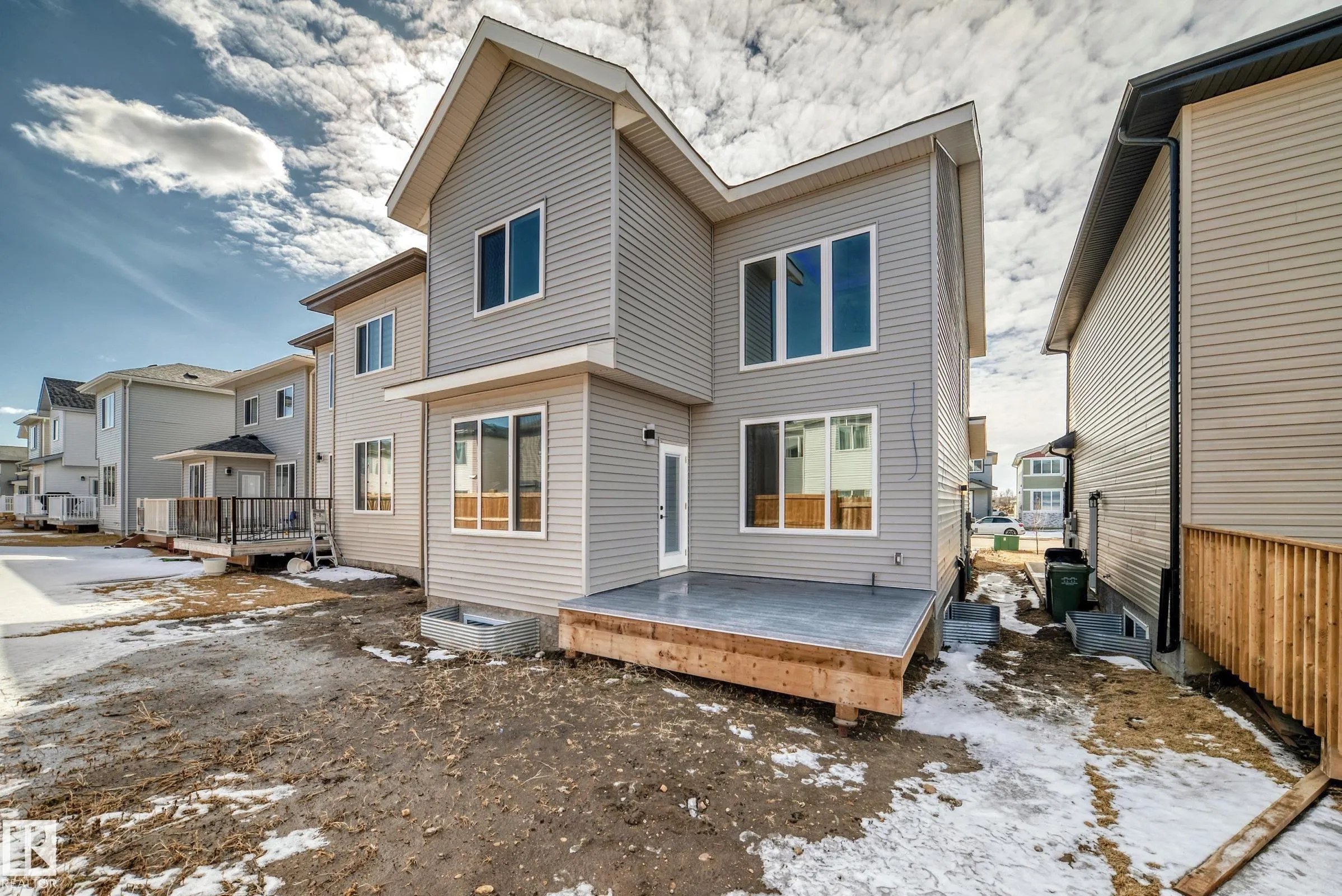 341 ROBERTS Wynd