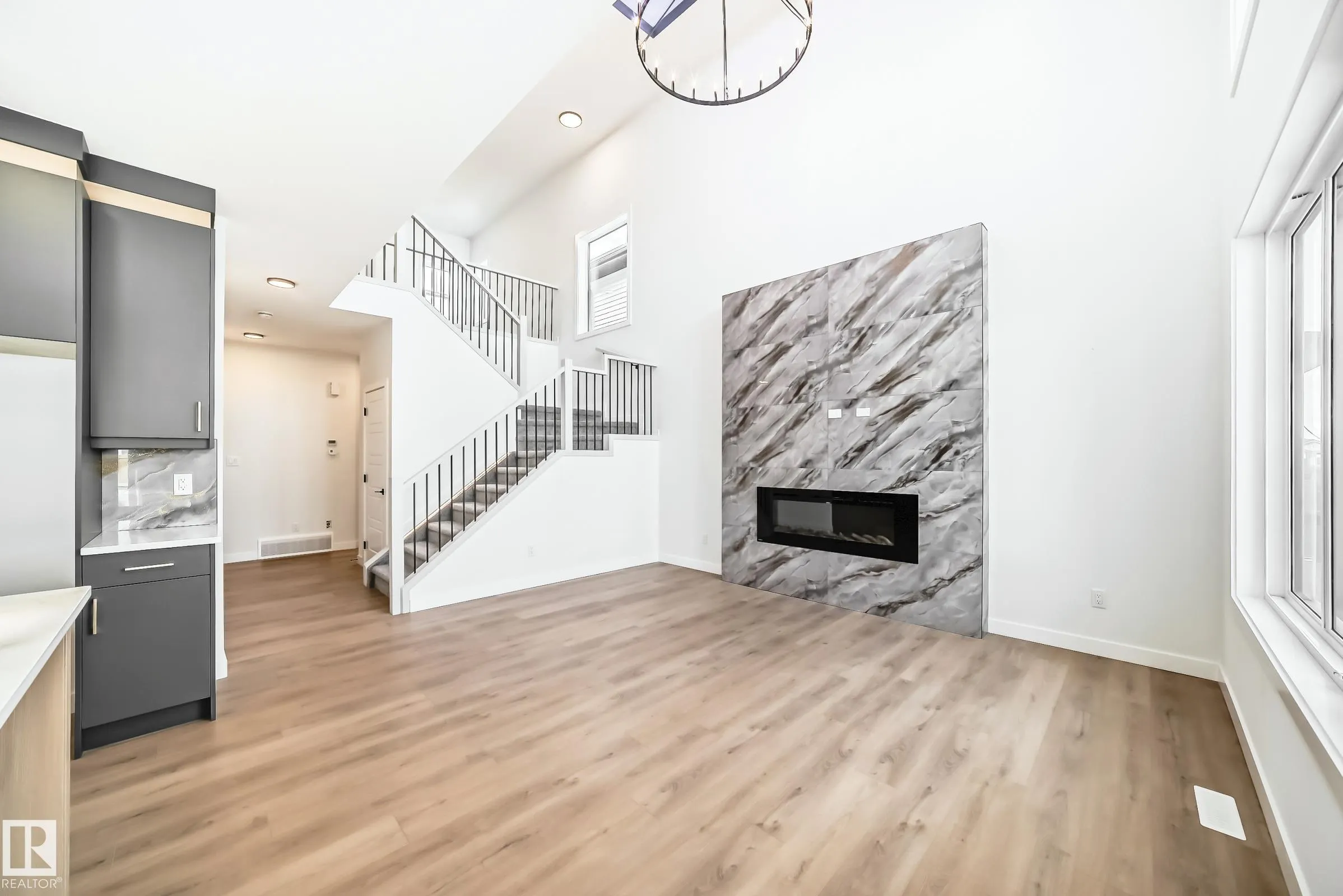341 ROBERTS Wynd