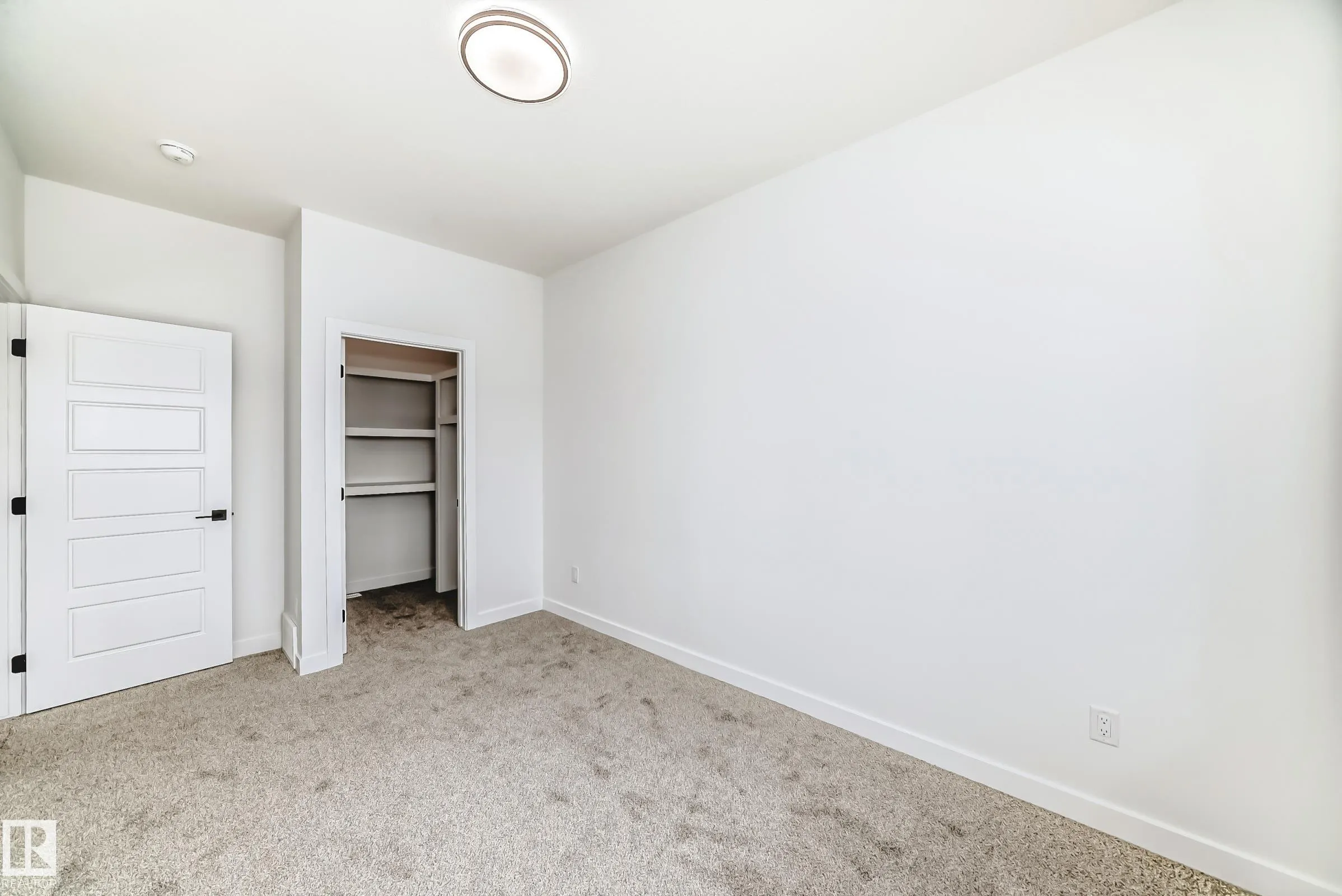 341 ROBERTS Wynd
