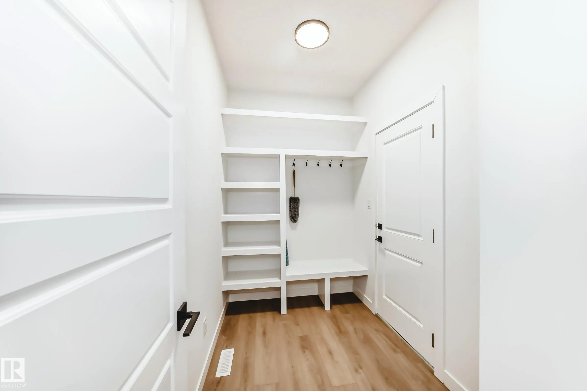 341 ROBERTS Wynd