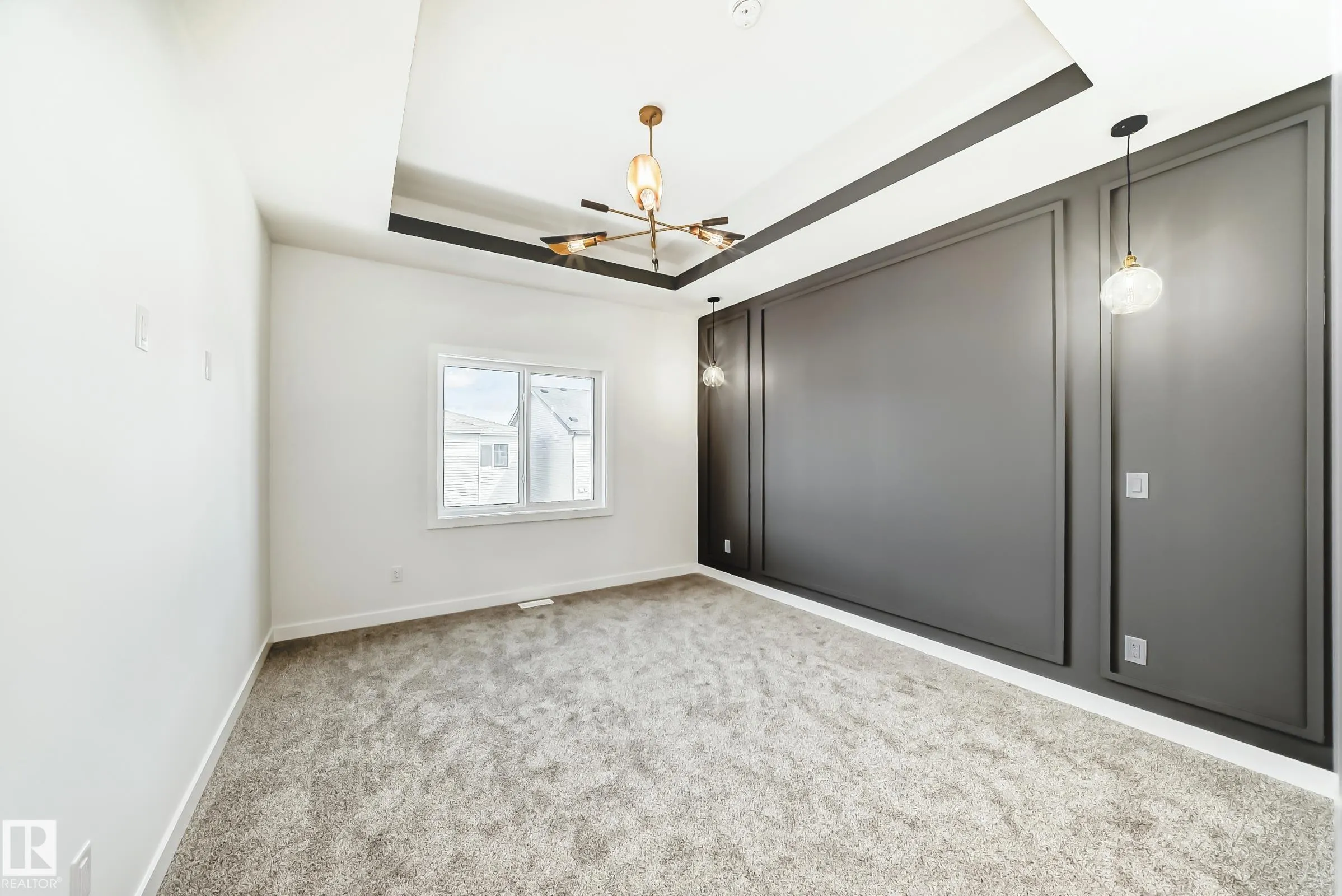 341 ROBERTS Wynd