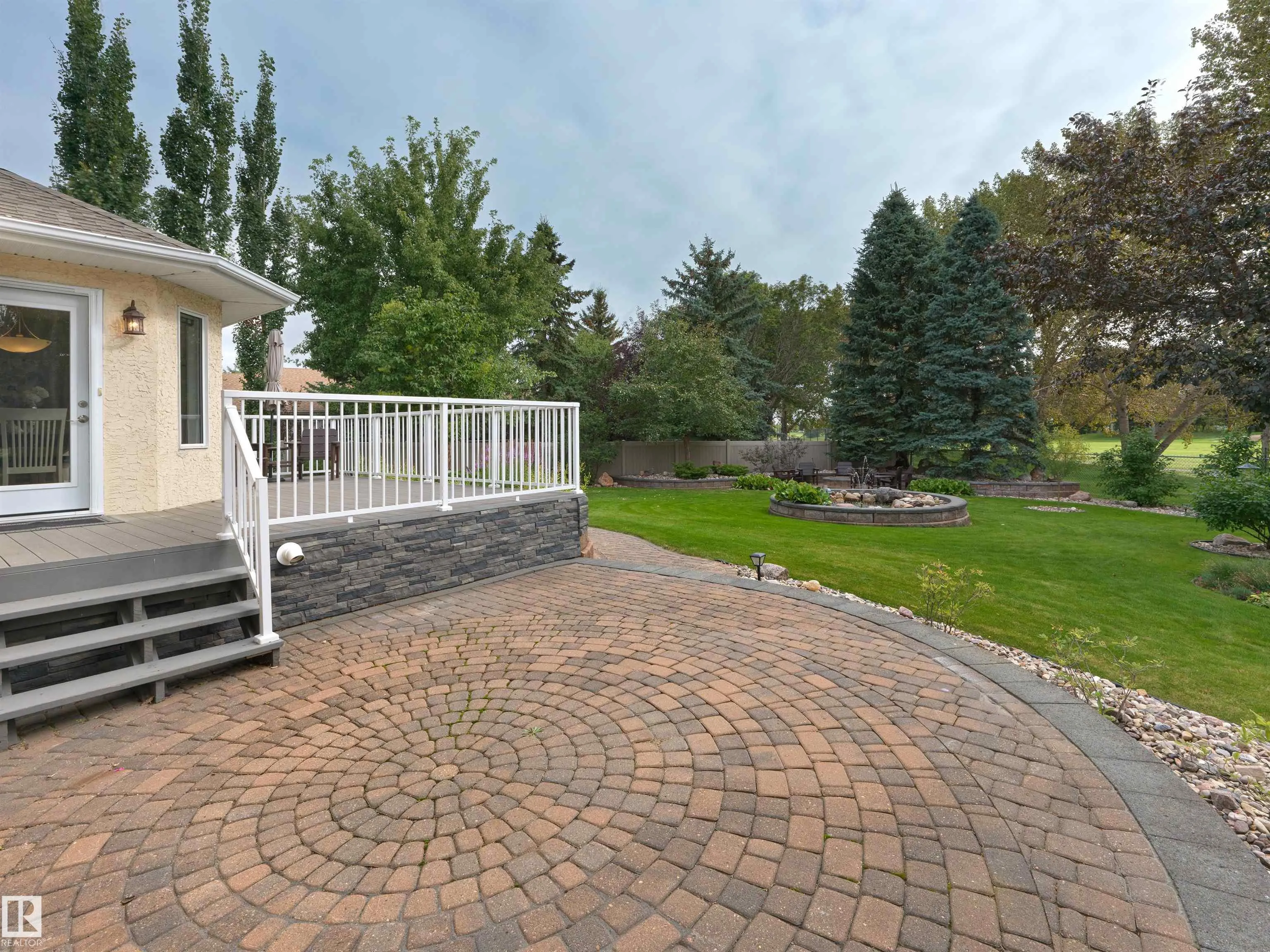 915 PICARD Drive