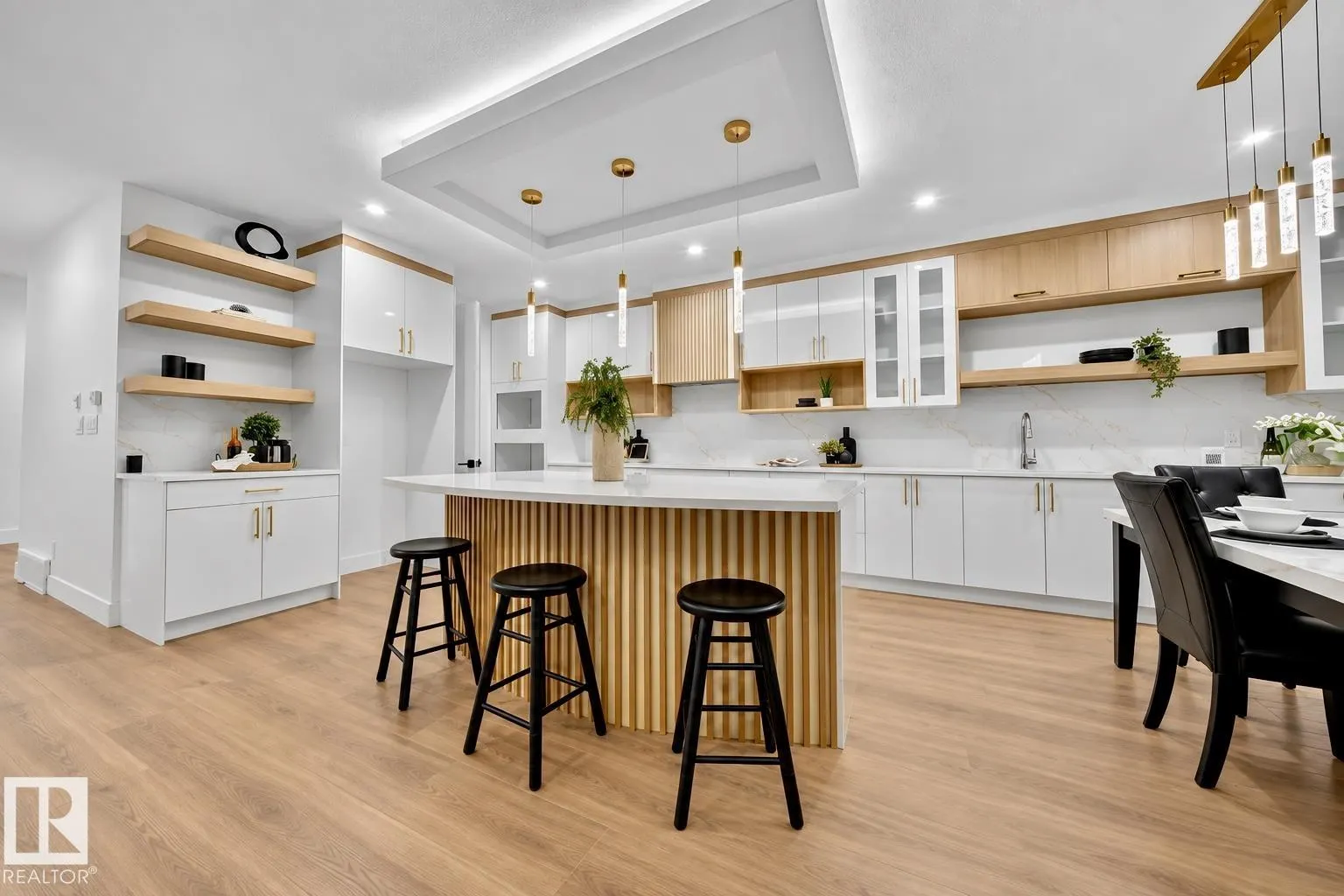 2019 156 AVE