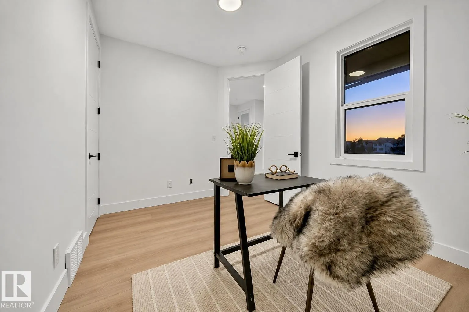 2019 156 AVE