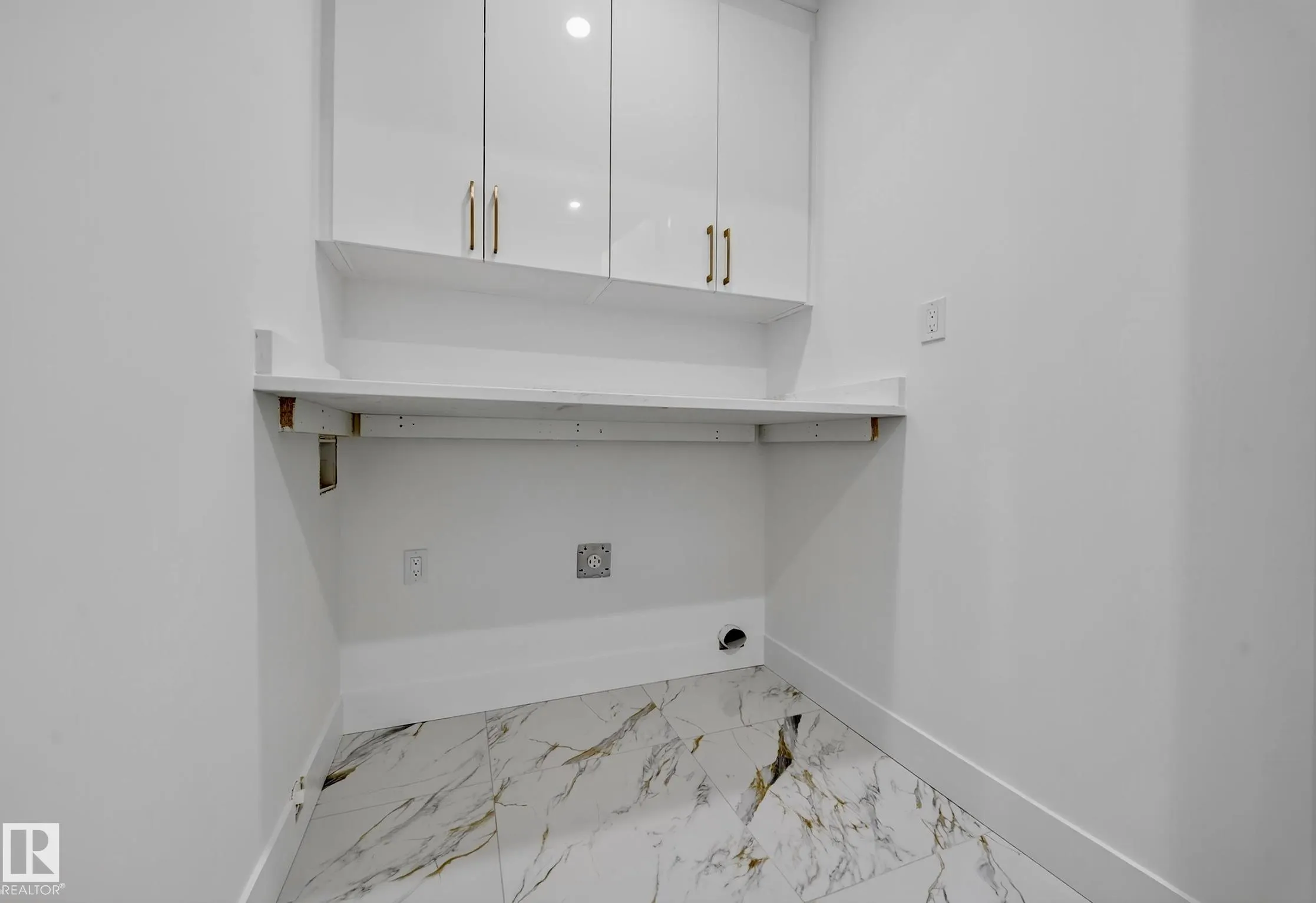 2019 156 AVE