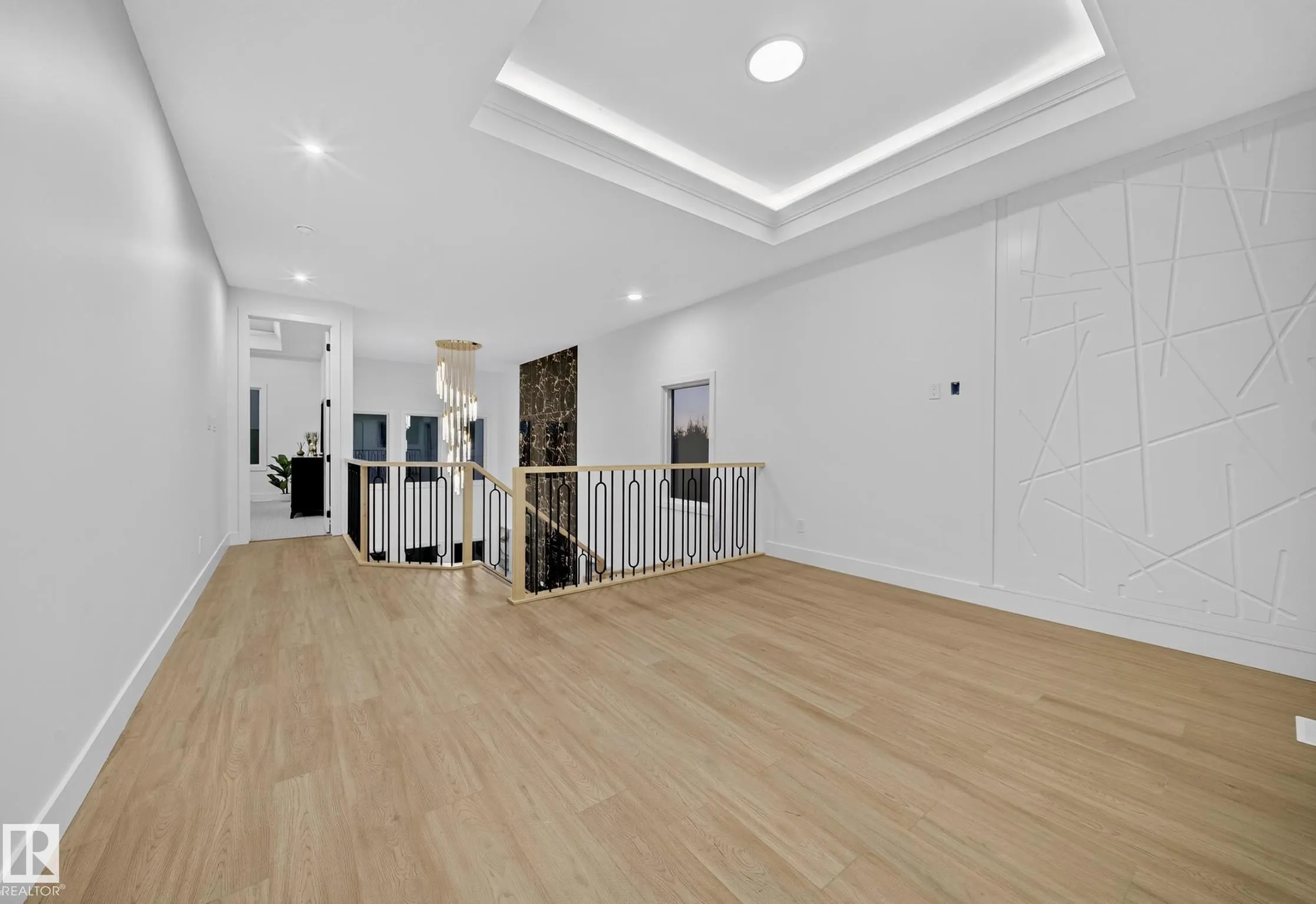 2019 156 AVE