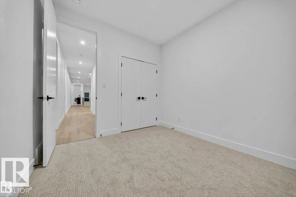 2019 156 AVE