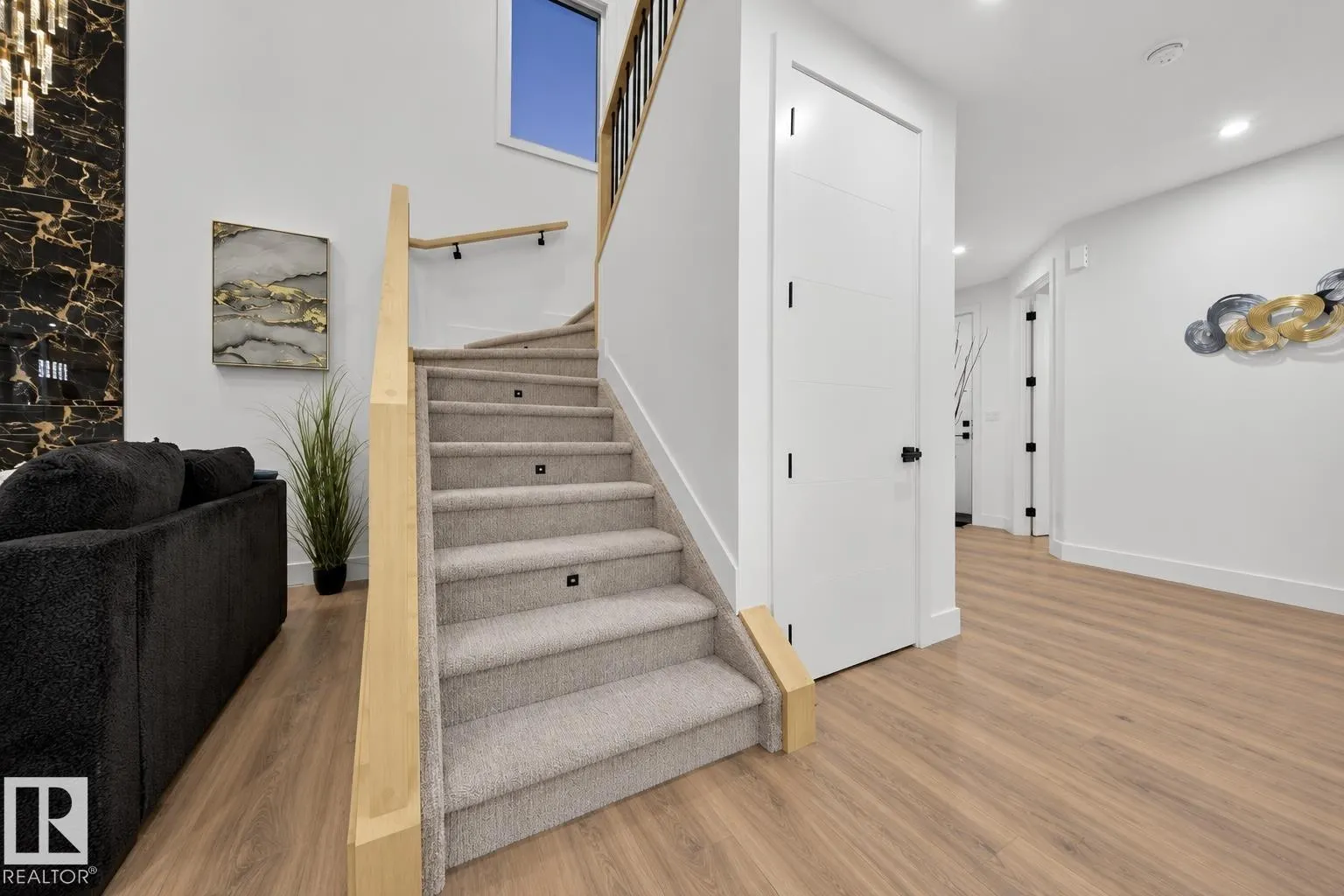 2019 156 AVE