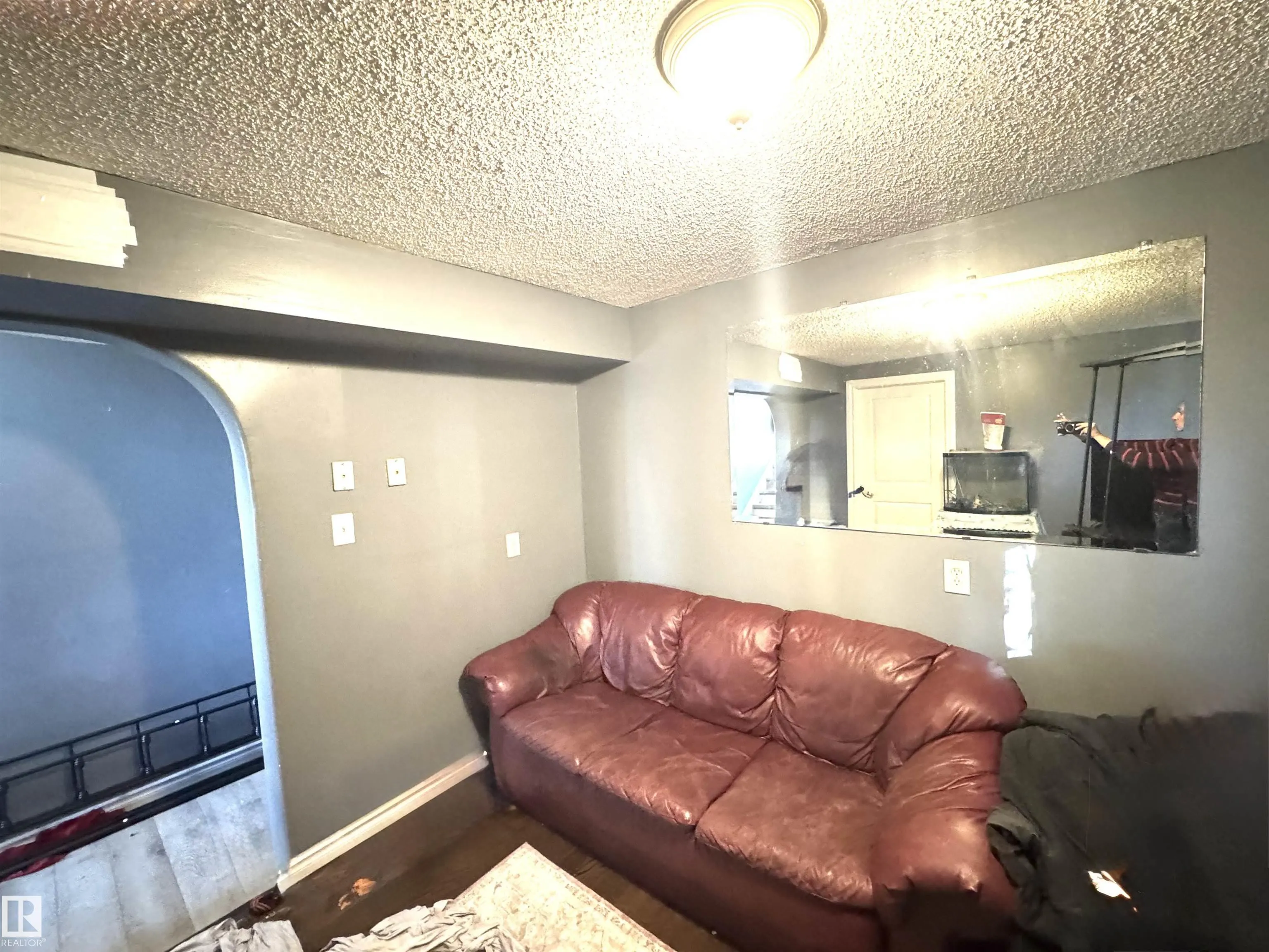 8108 124 Avenue
