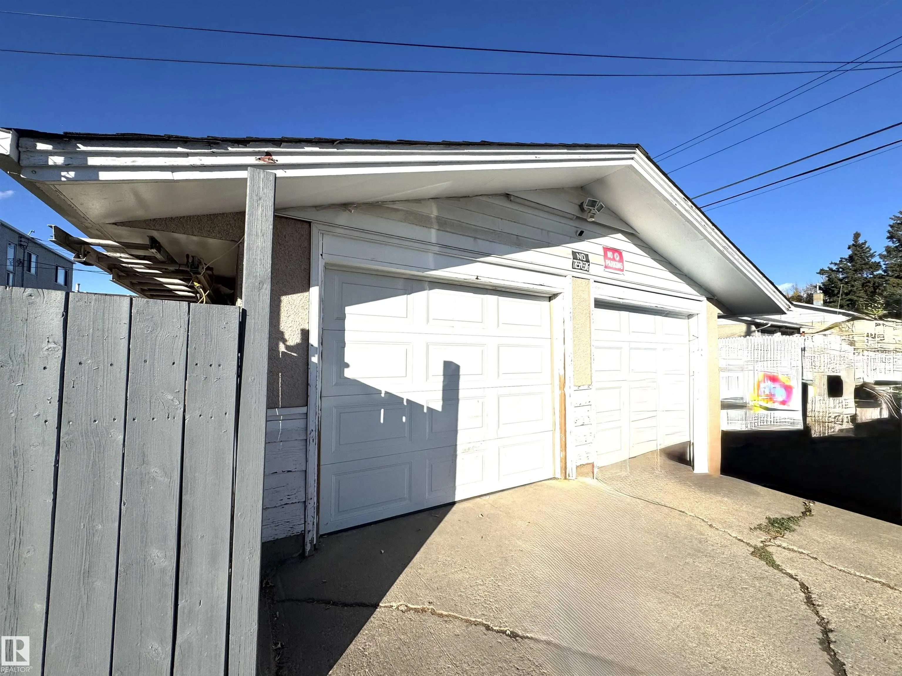 8108 124 Avenue
