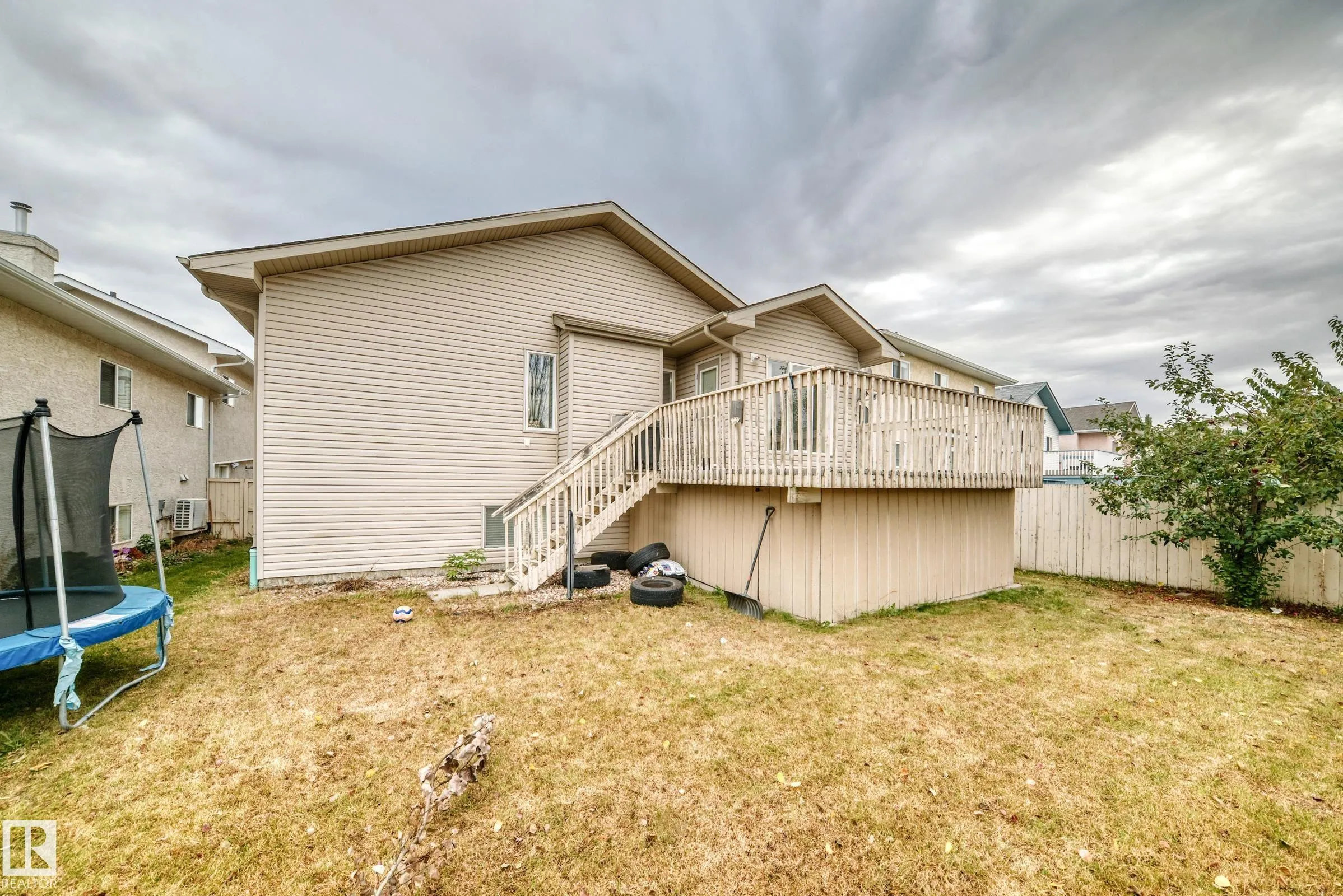 3460 30 St