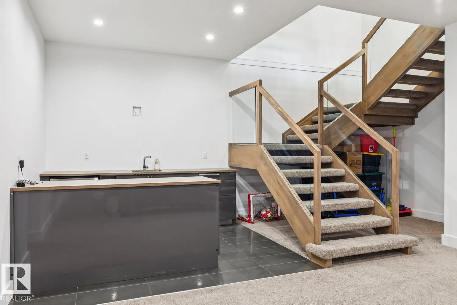 3631 WESTCLIFF Way